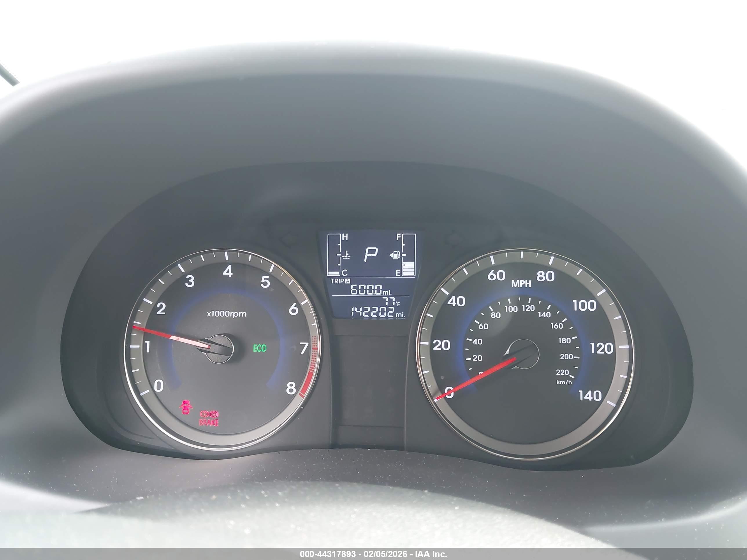 HYUNDAI ACCENT image 7