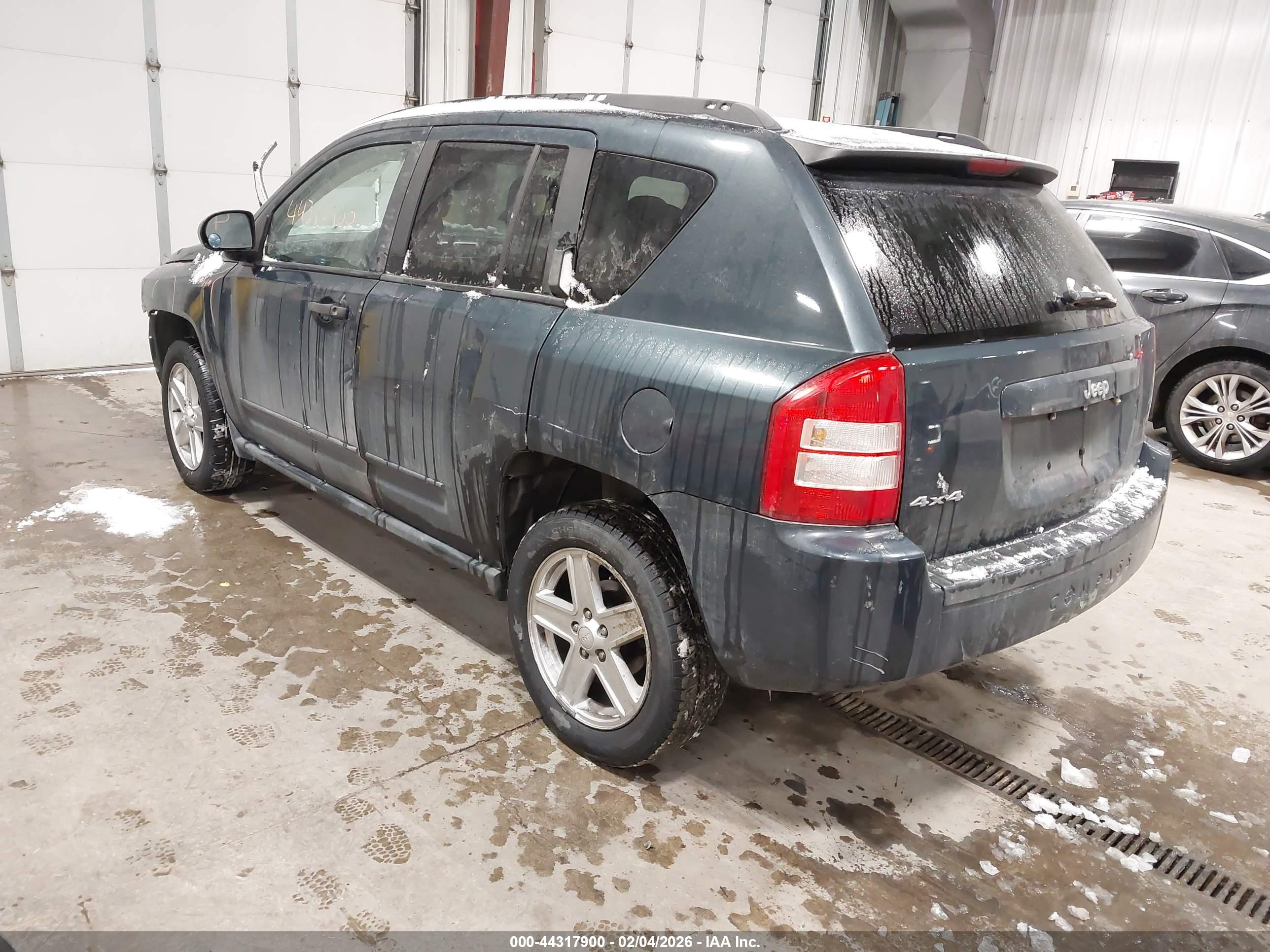 JEEP COMPASS image 3