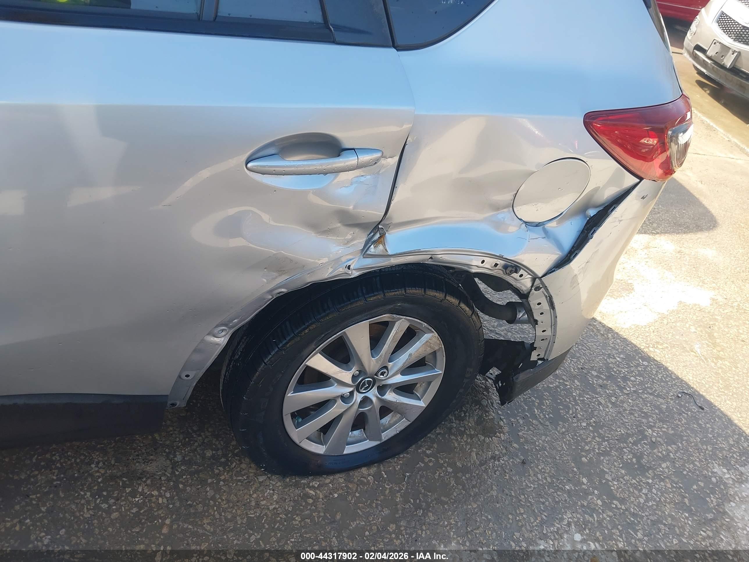 MAZDA CX-5 image 6