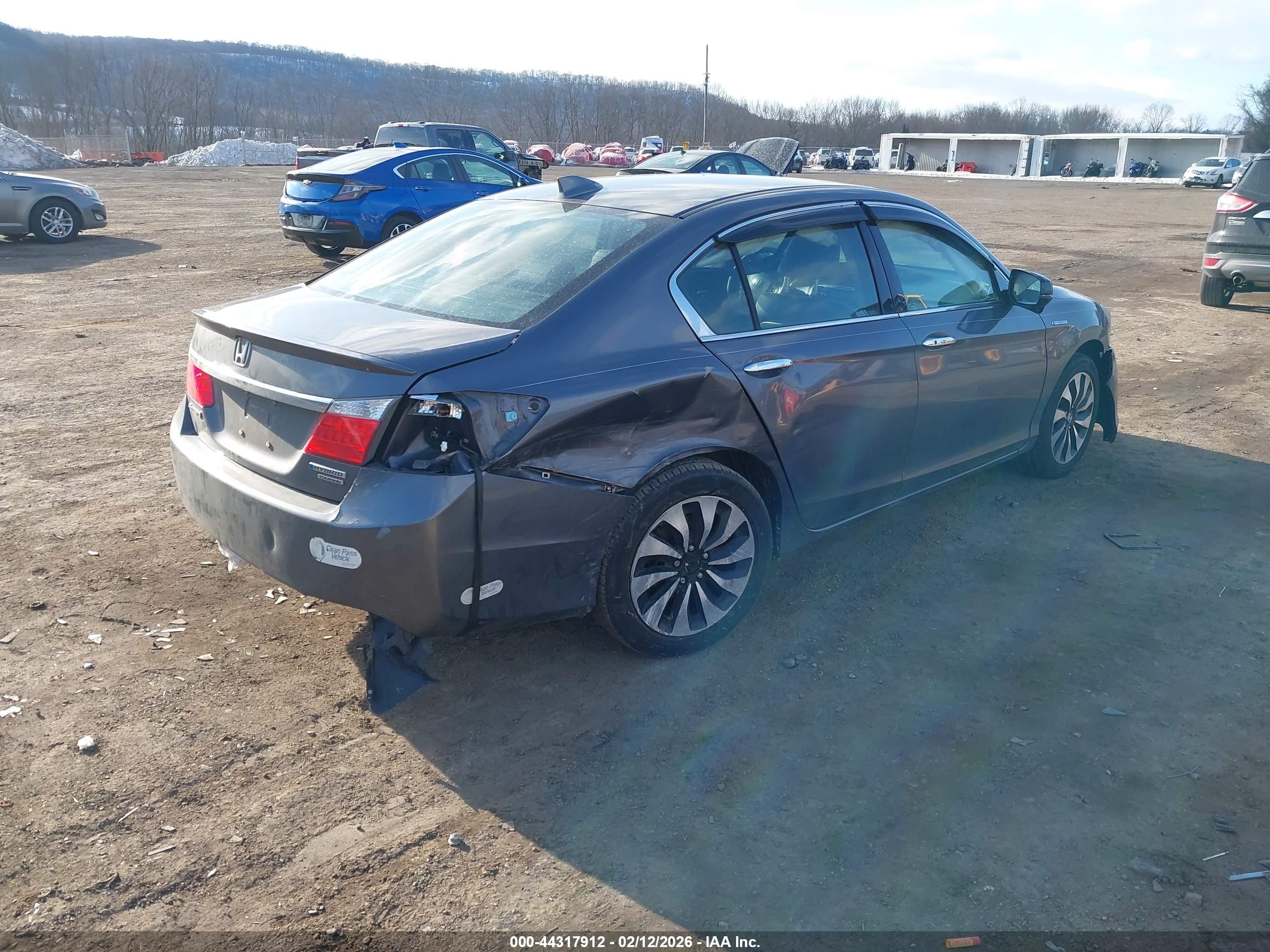 HONDA ACCORD image 4