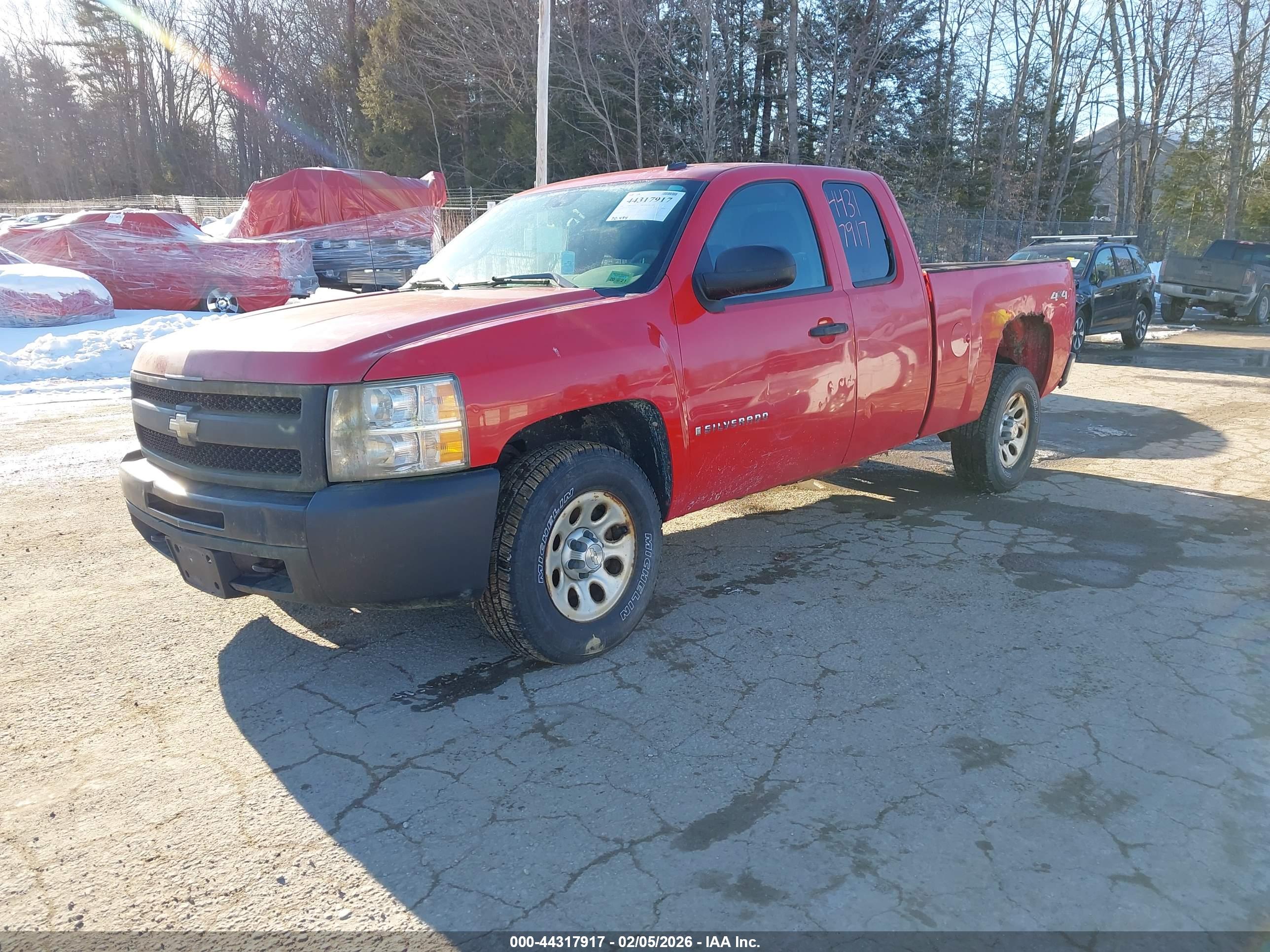 CHEVROLET SILVERADO image 2