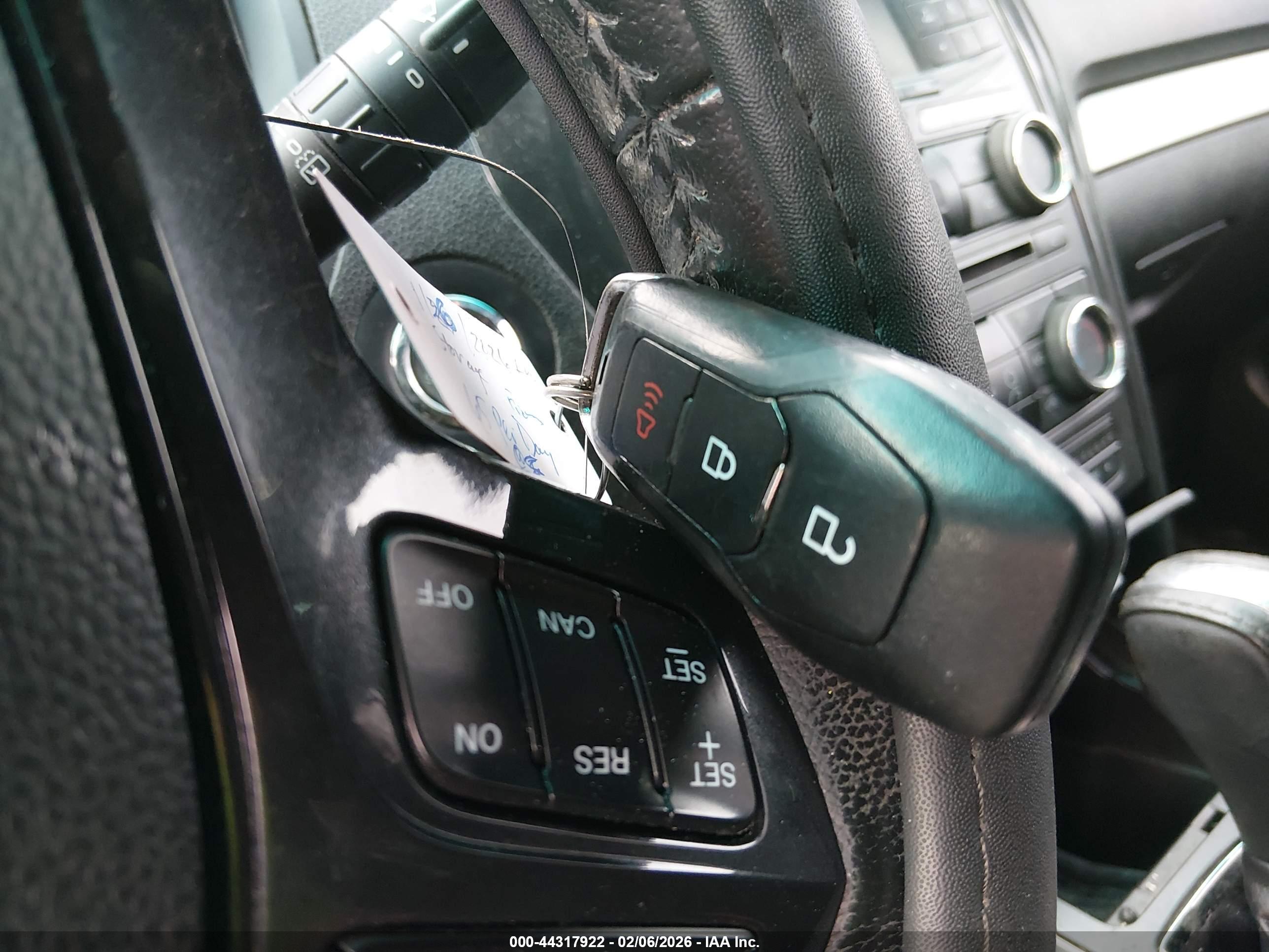 FORD EXPLORER image 11