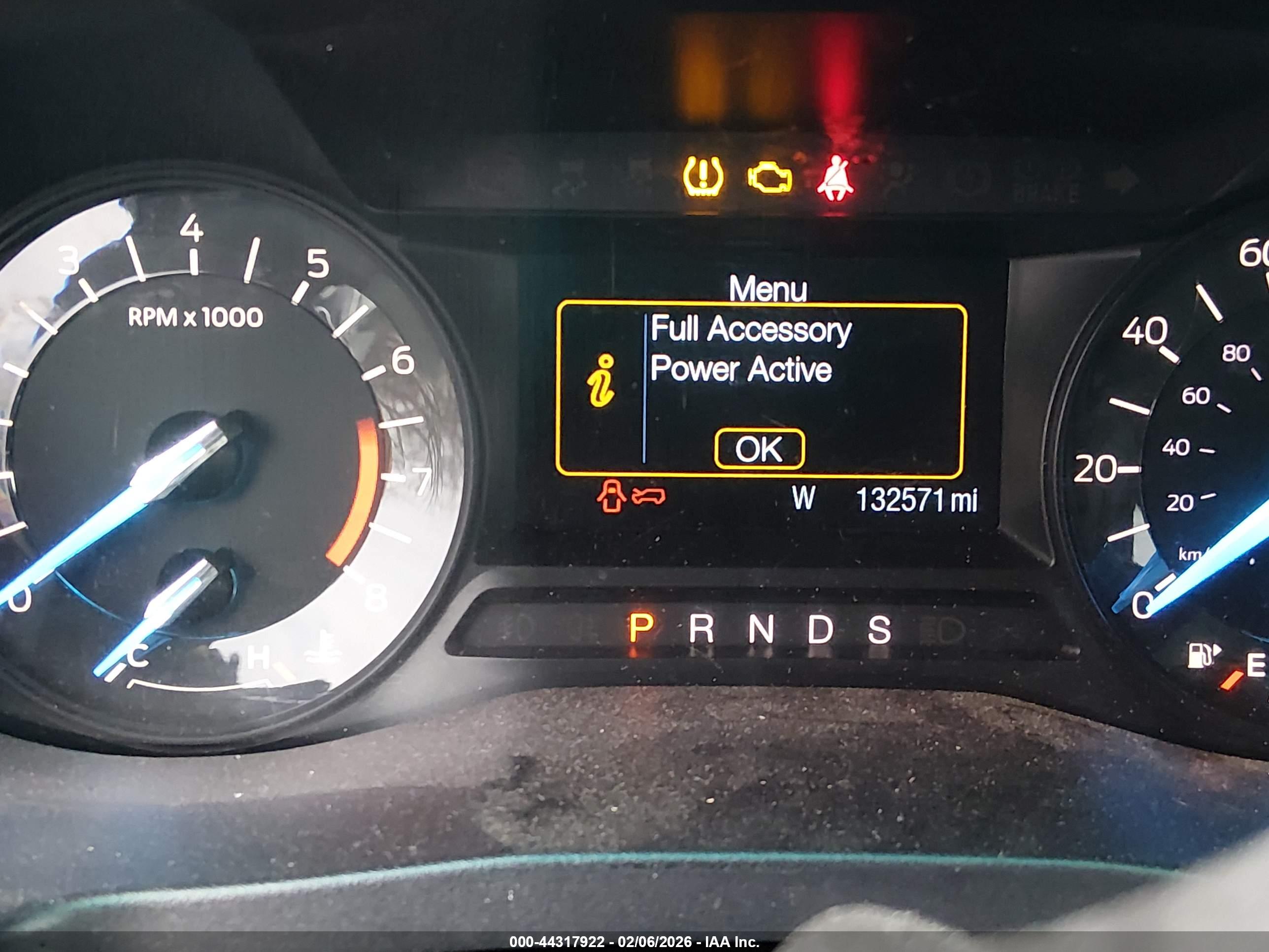 FORD EXPLORER image 7