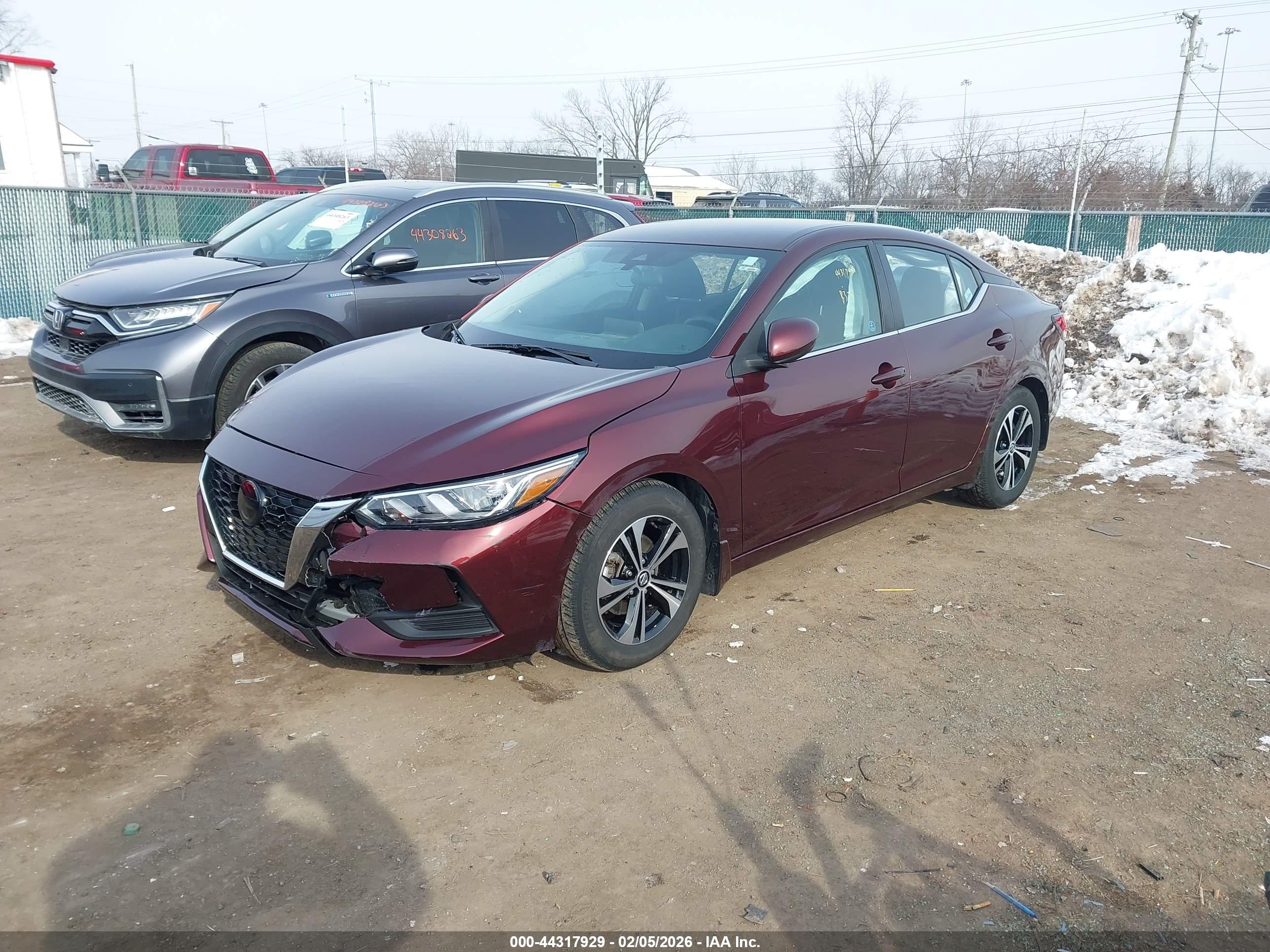 NISSAN SENTRA image 2
