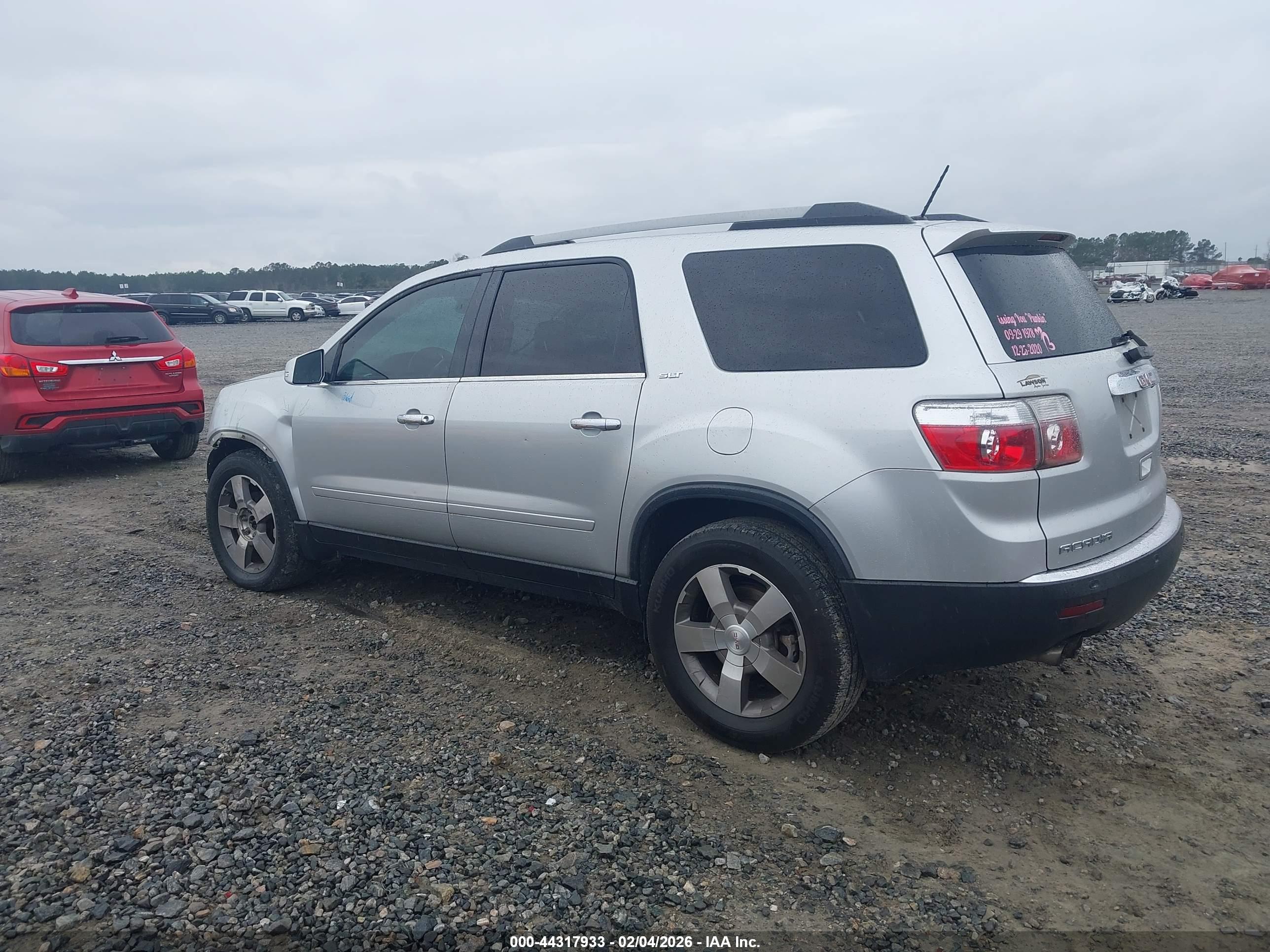GMC ACADIA image 3