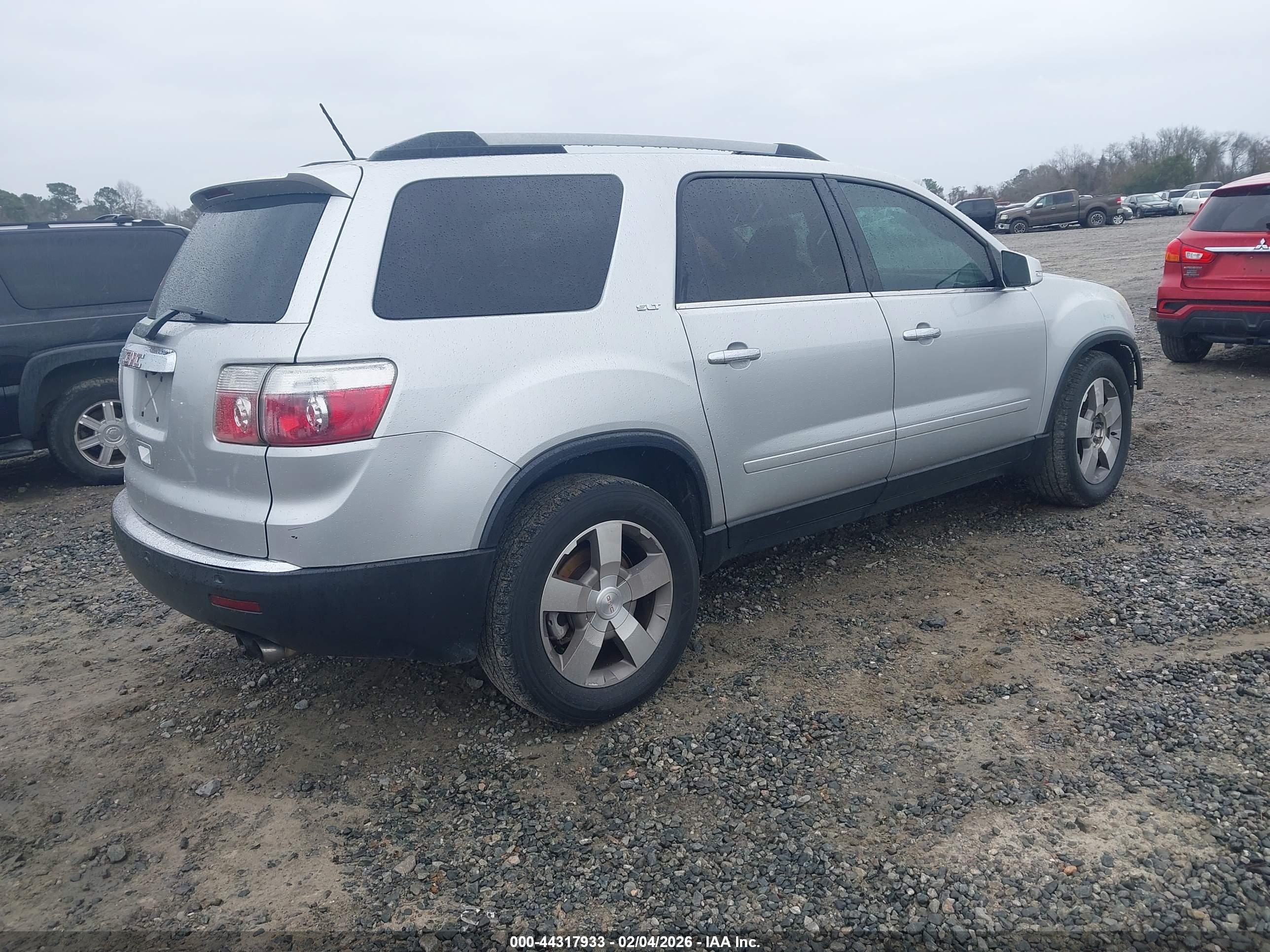 GMC ACADIA image 4