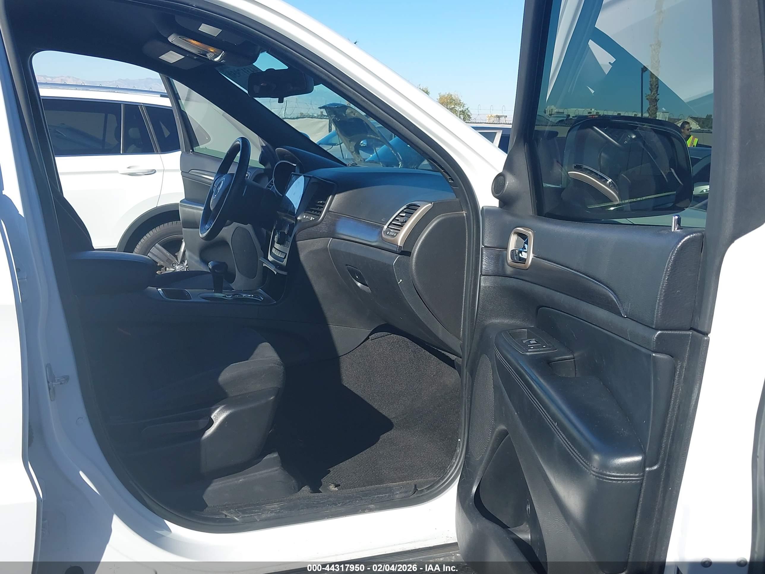 JEEP GRAND image 5