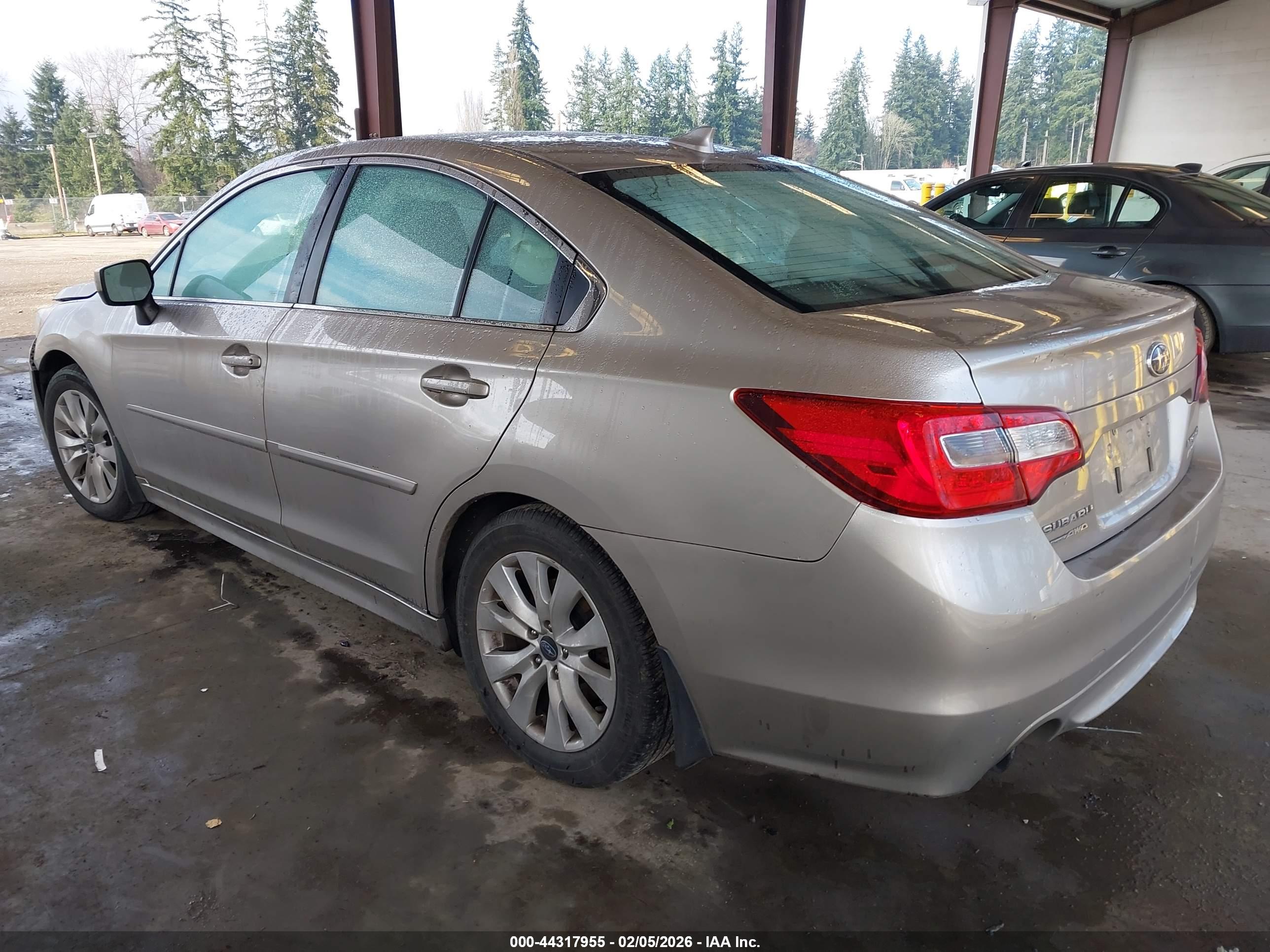 SUBARU LEGACY image 3