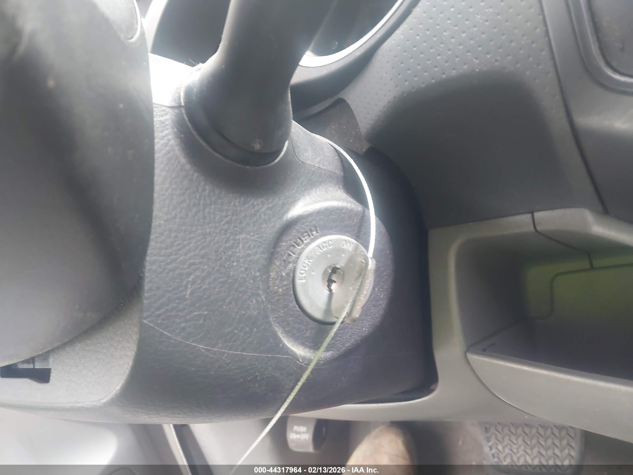 TOYOTA TACOMA image 11