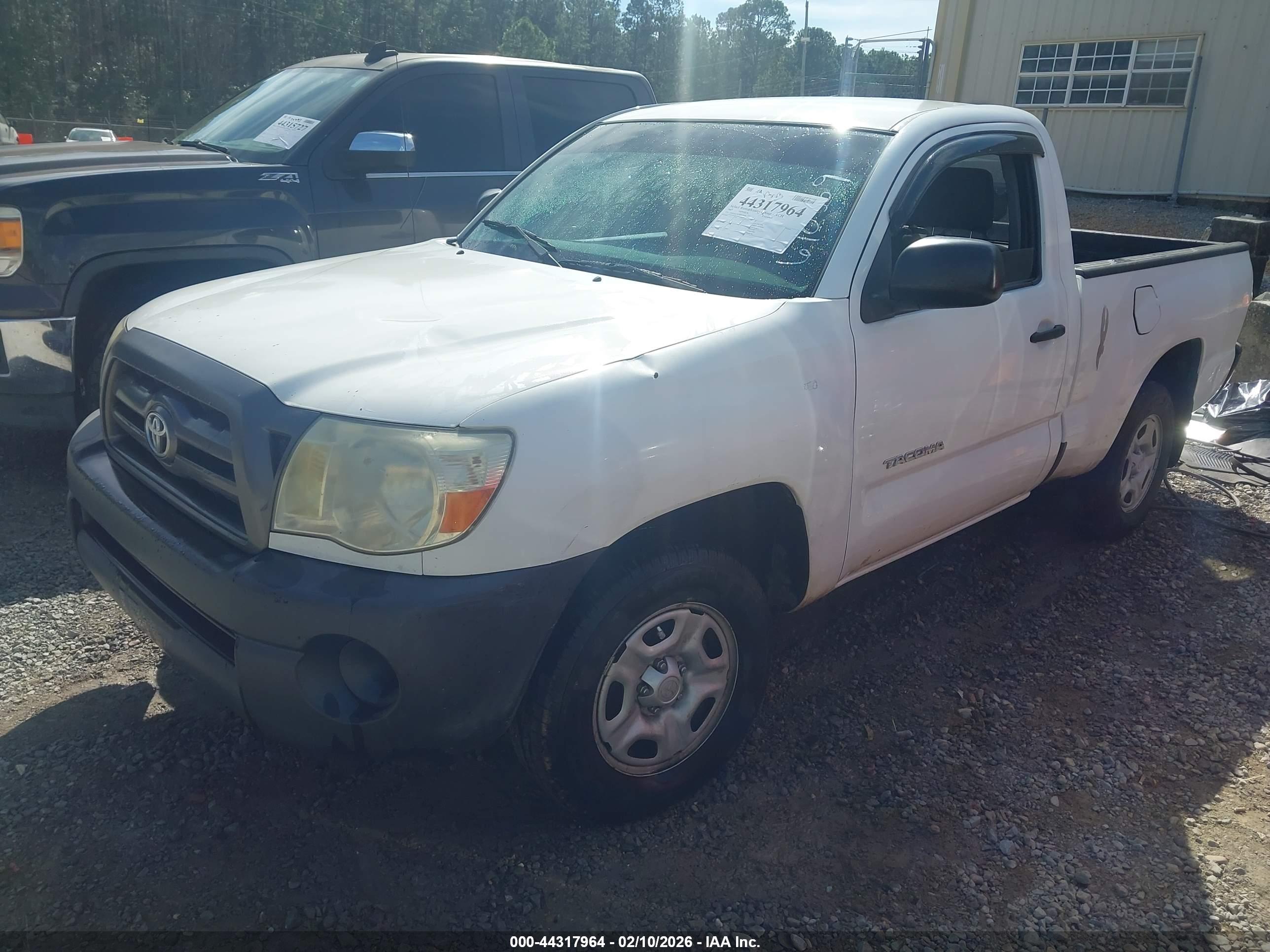 TOYOTA TACOMA image 2