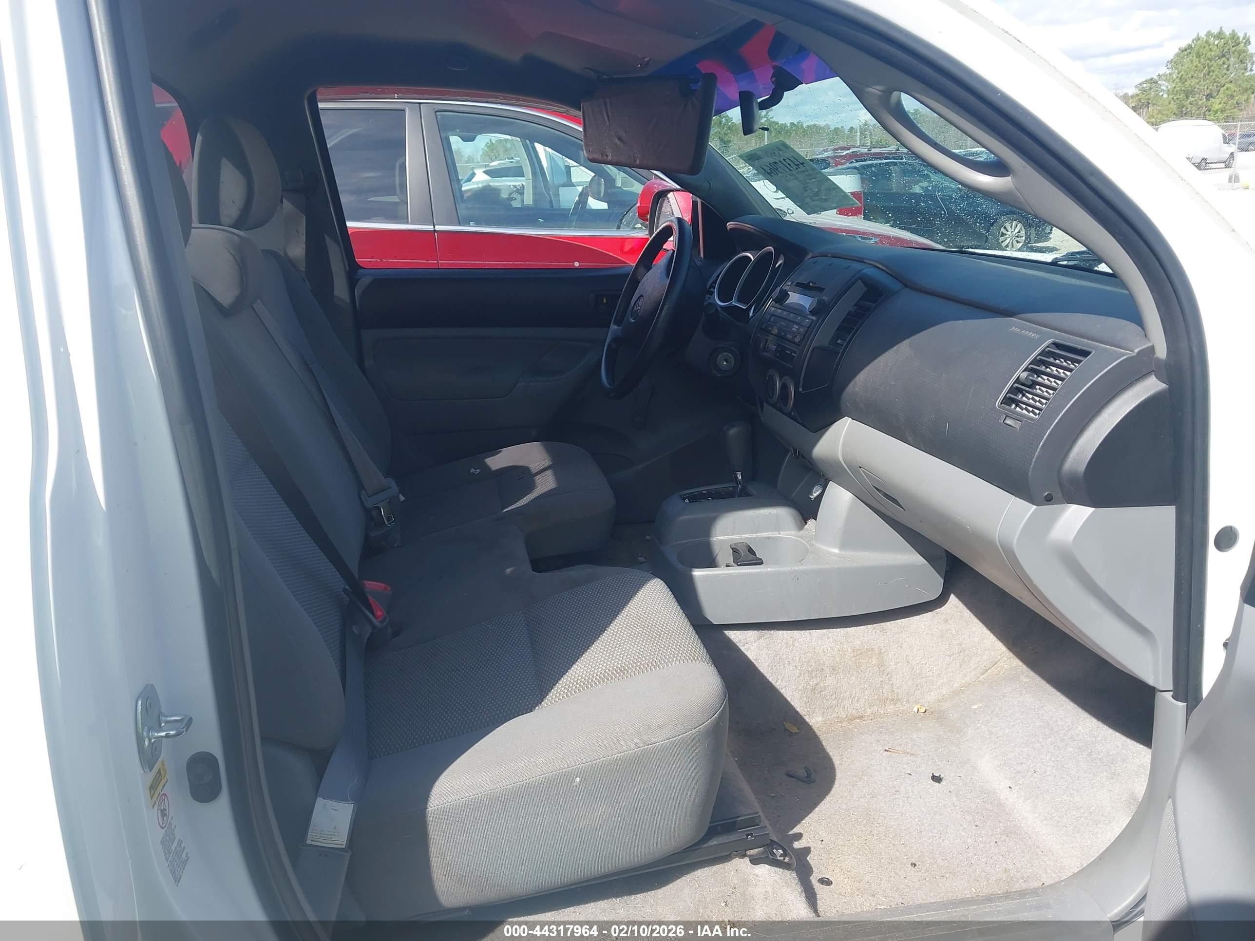 TOYOTA TACOMA image 5