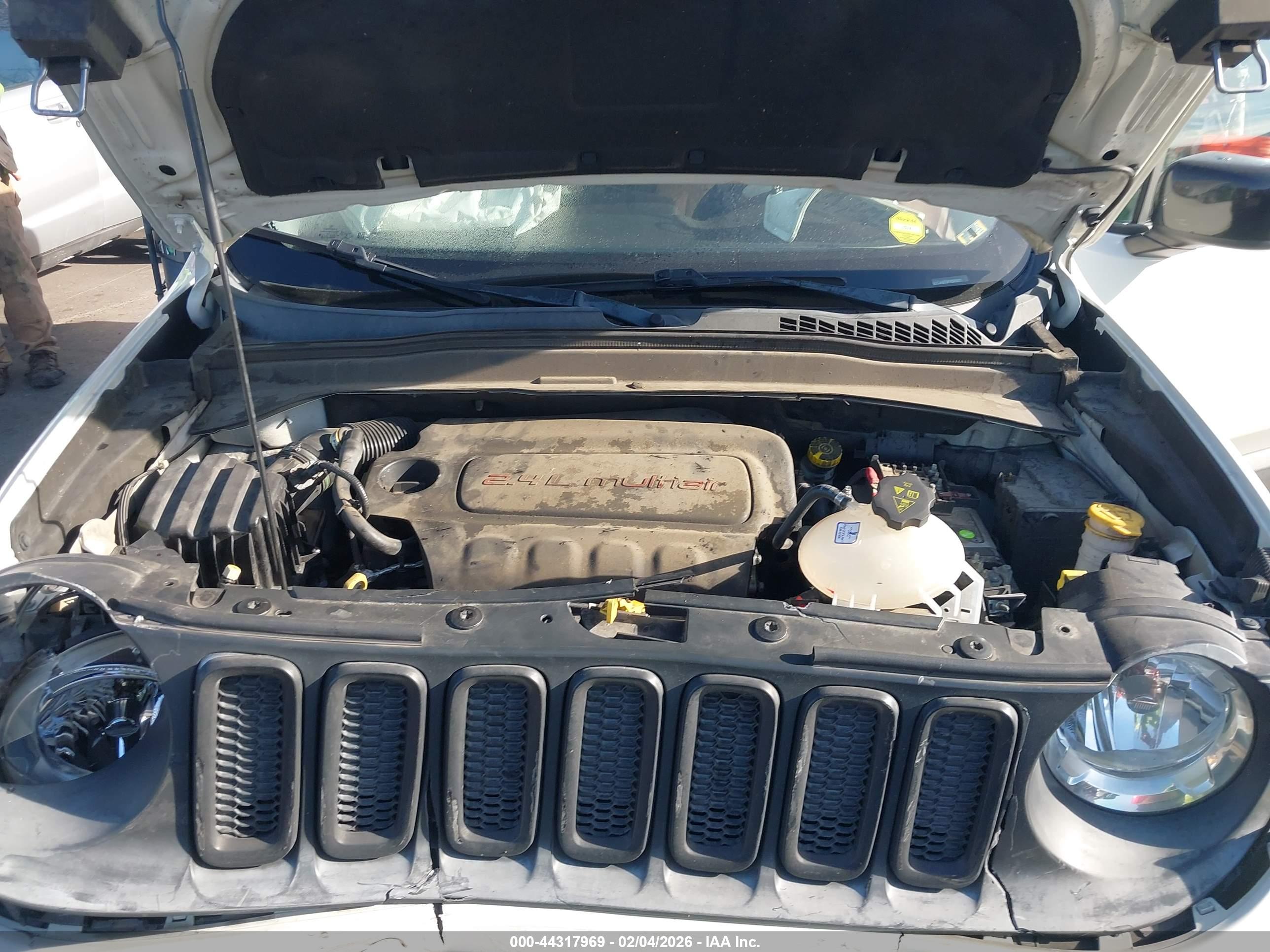 JEEP RENEGADE image 6