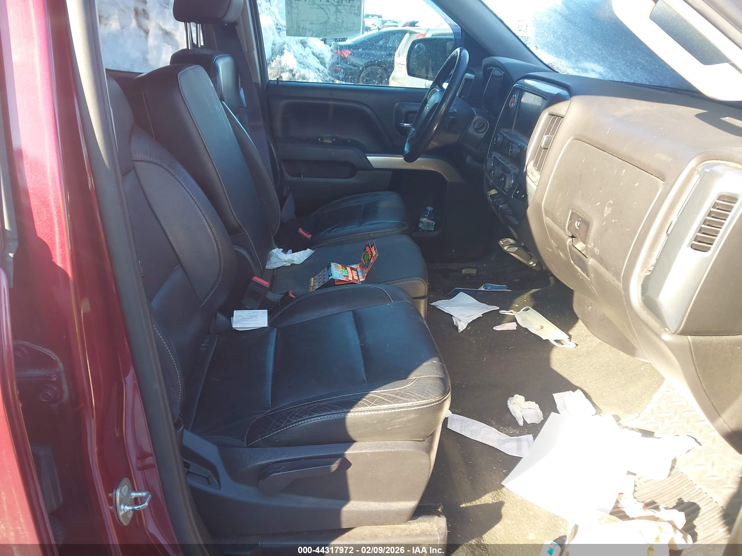 CHEVROLET SILVERADO image 5