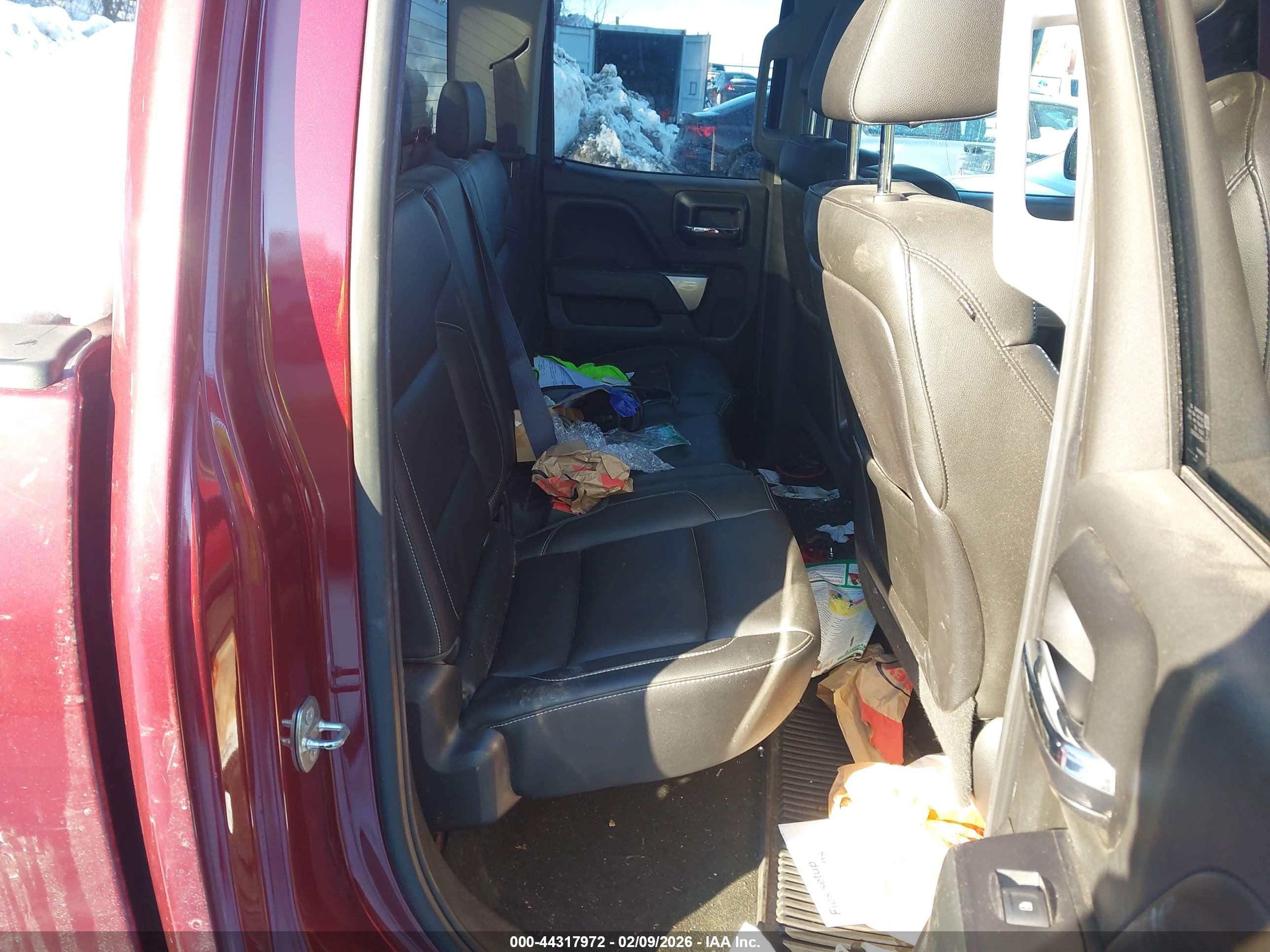 CHEVROLET SILVERADO image 8