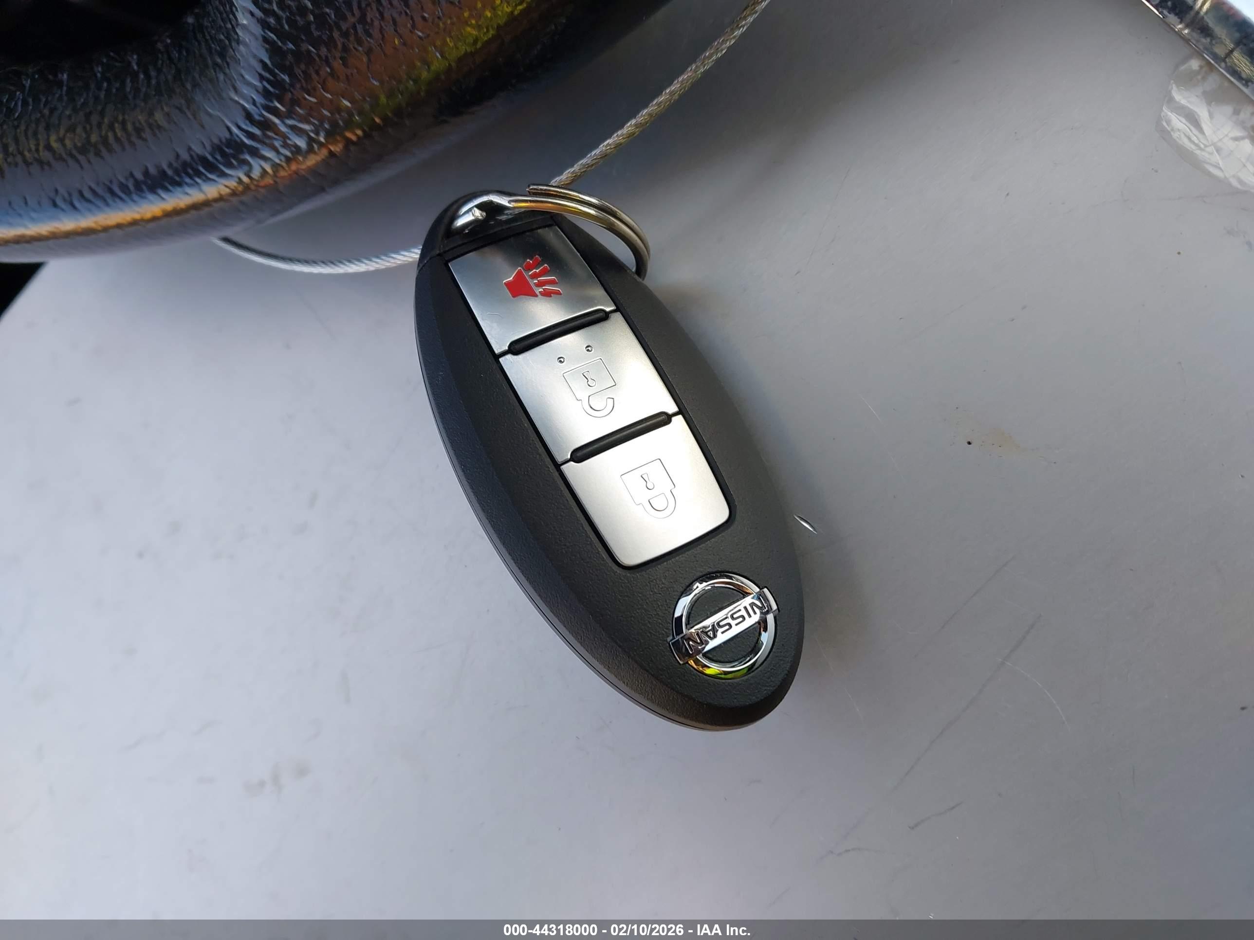 NISSAN ROGUE image 11