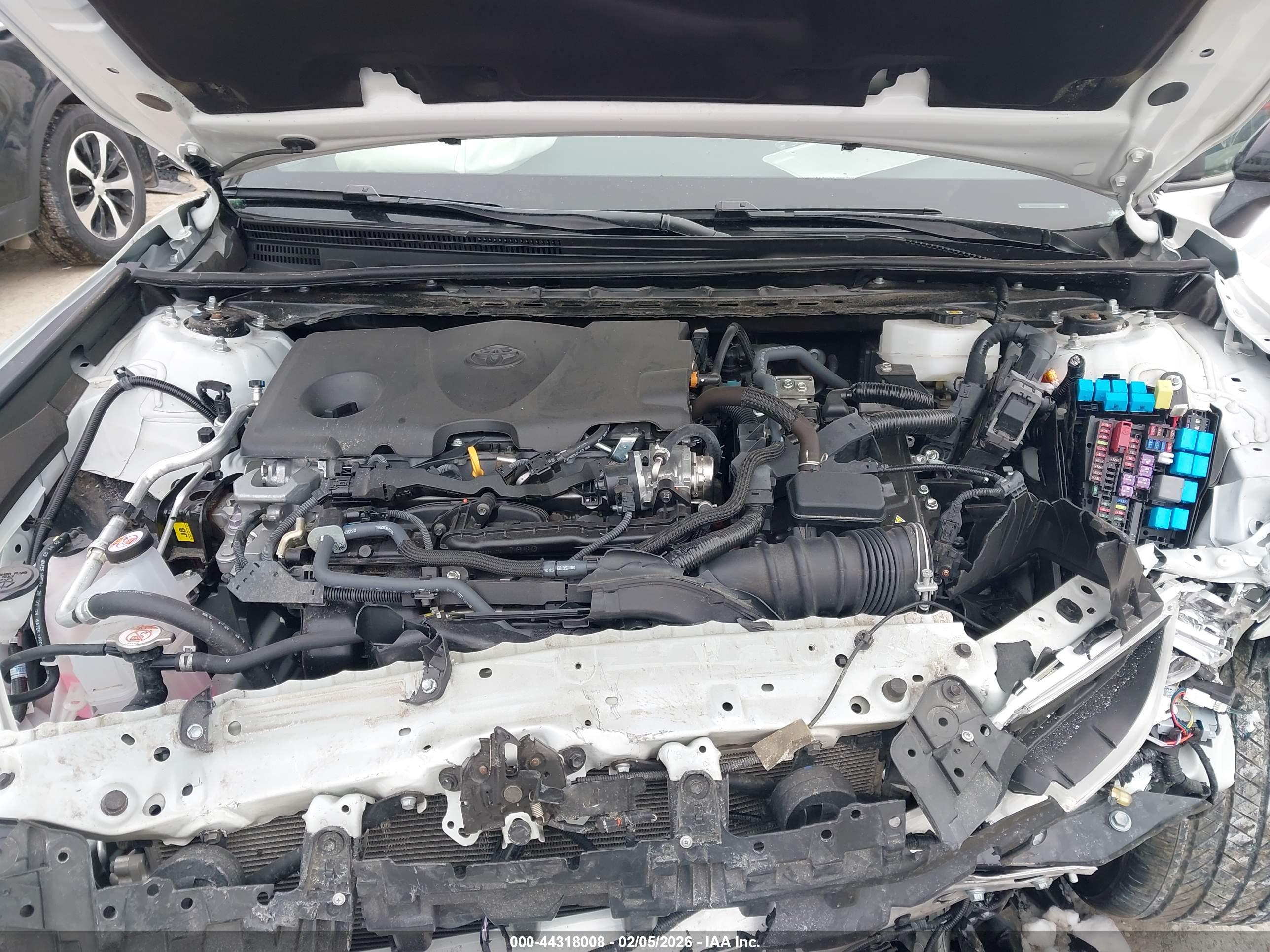TOYOTA CAMRY image 10