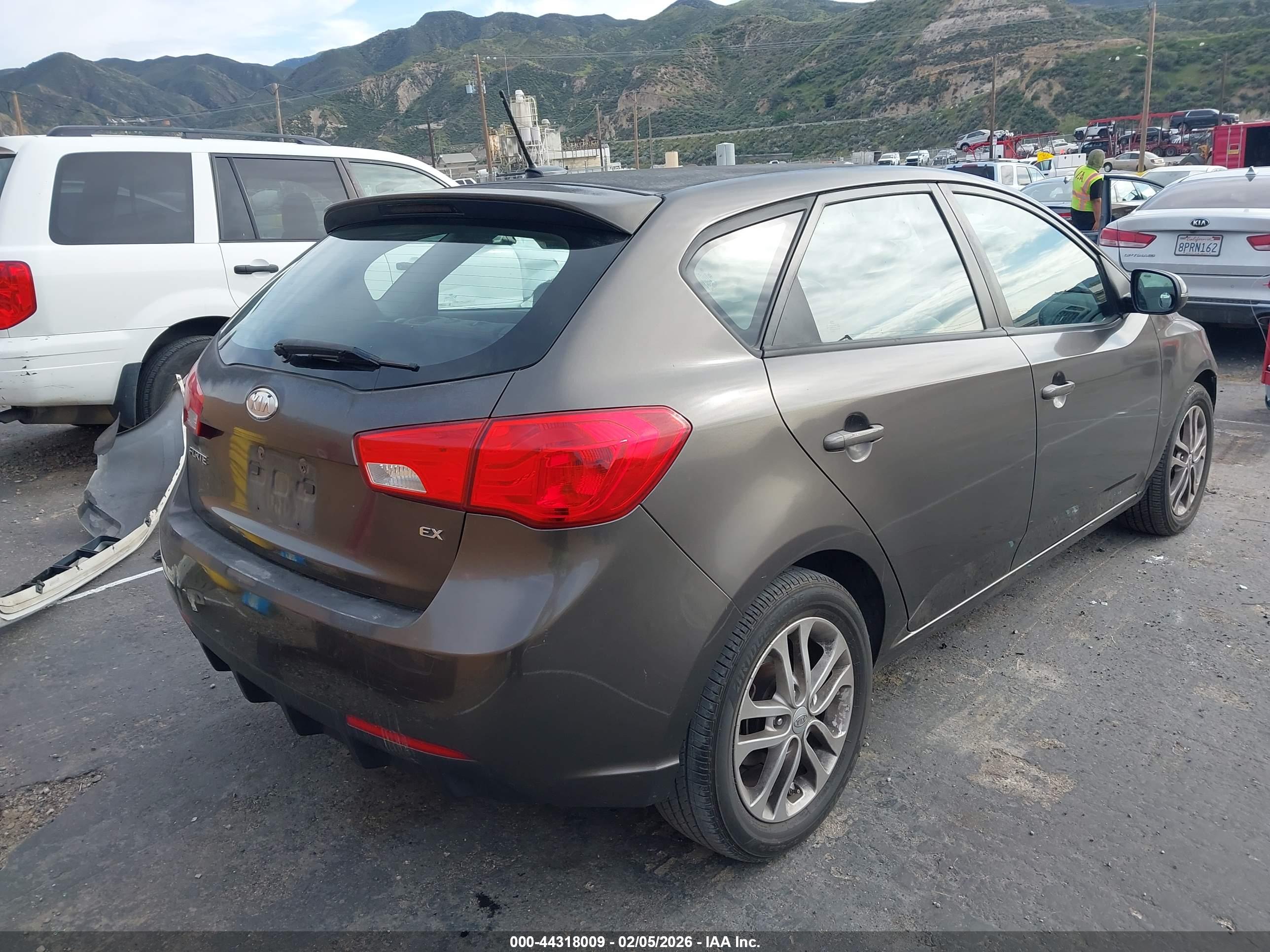 KIA FORTE image 4
