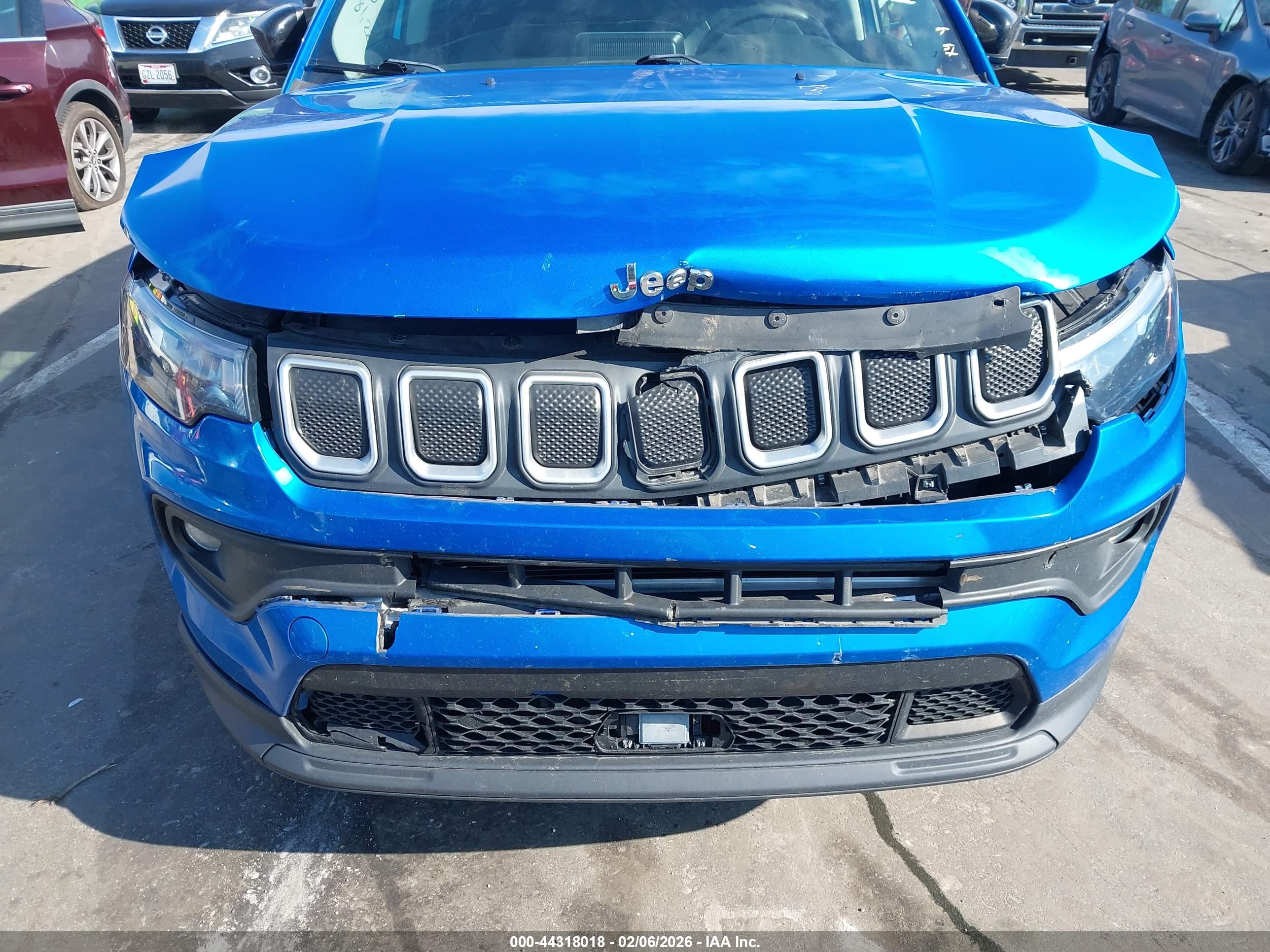 JEEP COMPASS image 6