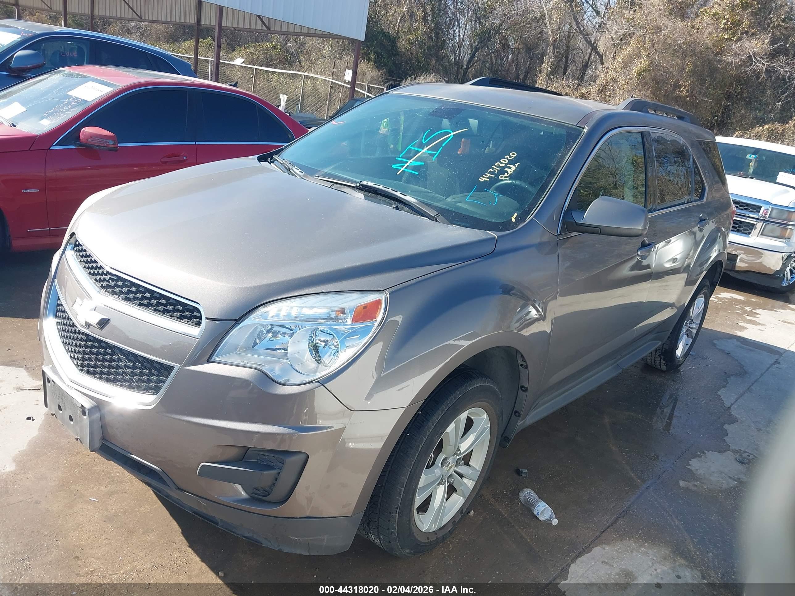 CHEVROLET EQUINOX image 2