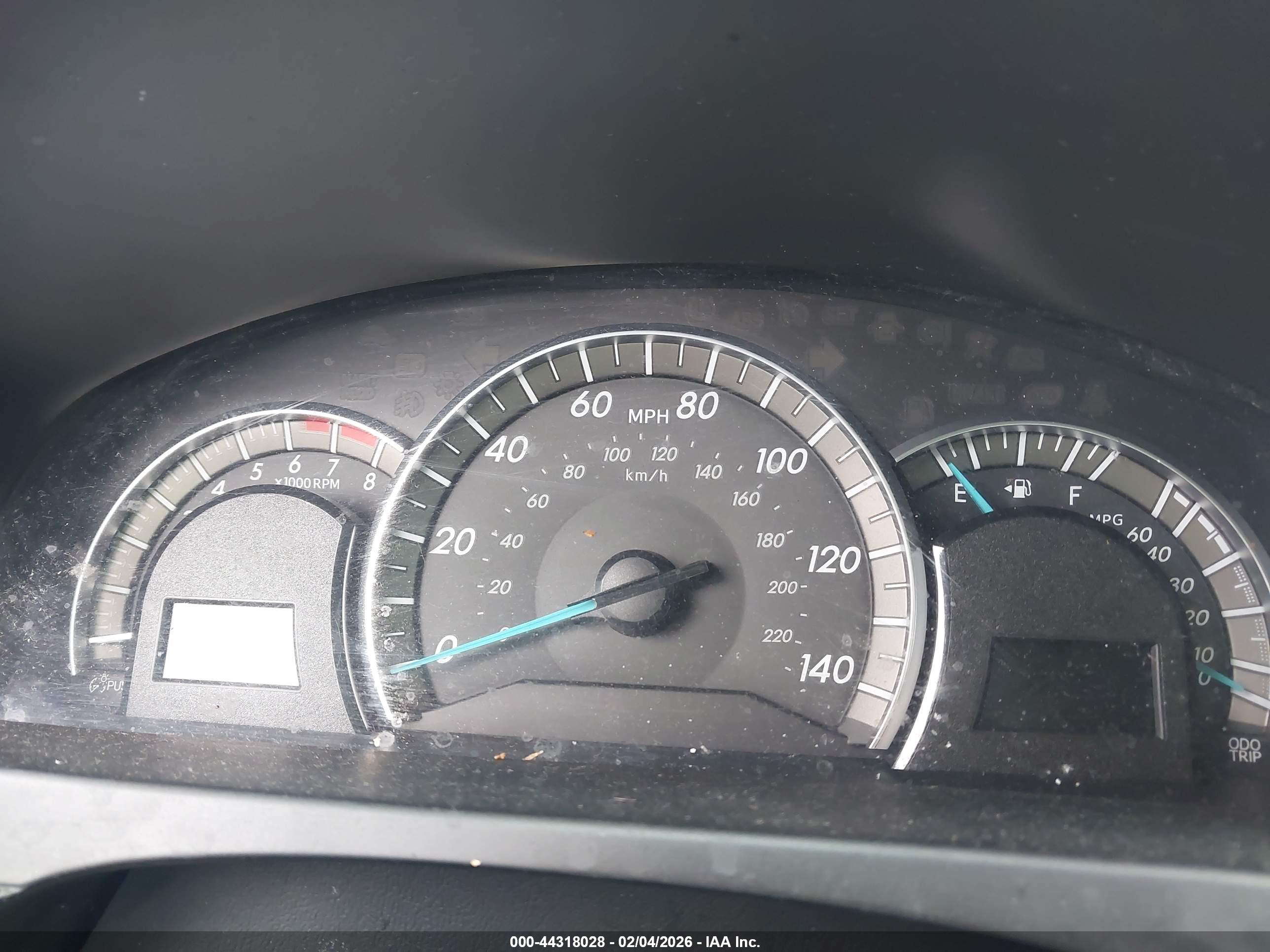 TOYOTA CAMRY image 7