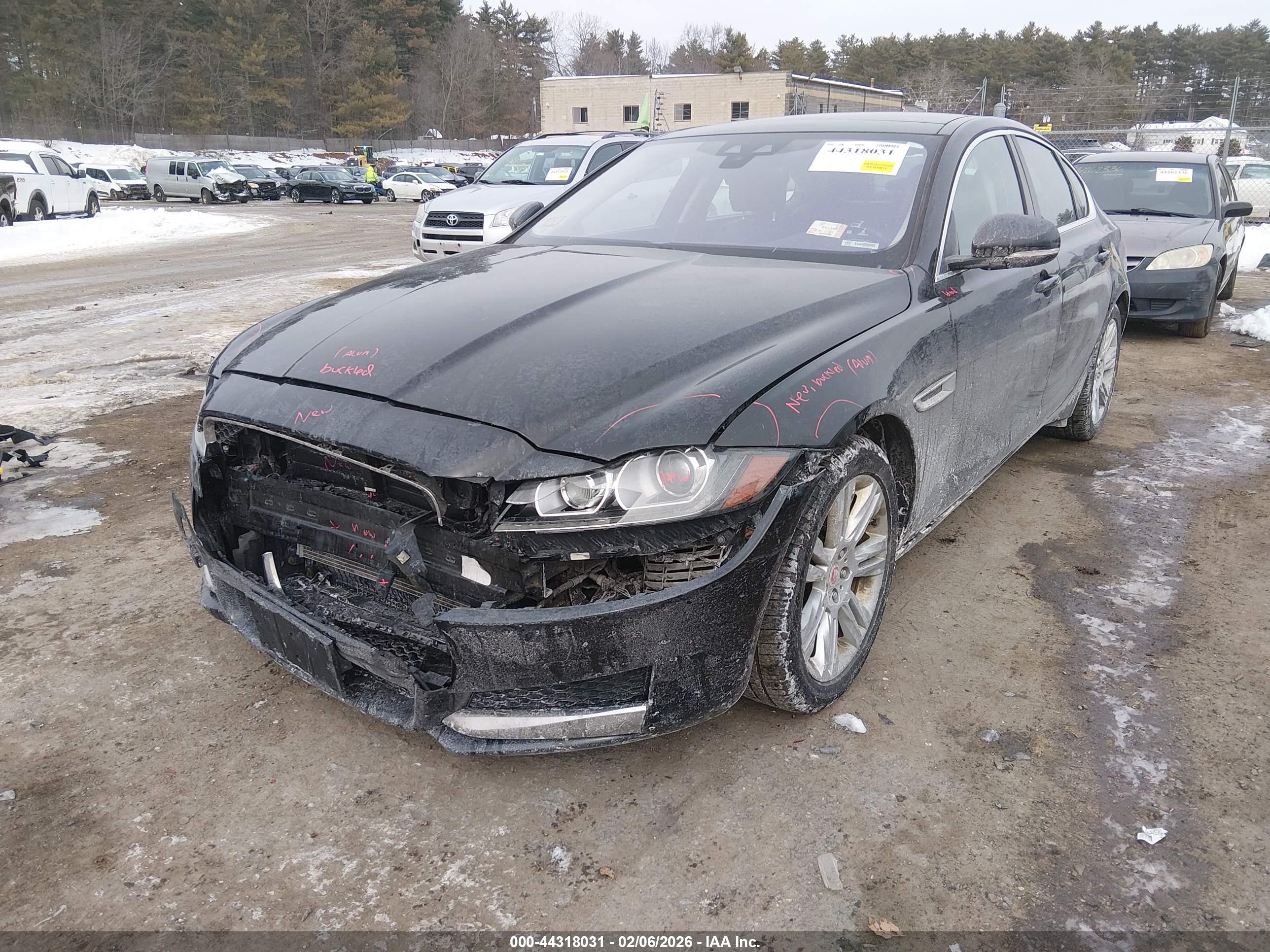 JAGUAR XF image 6