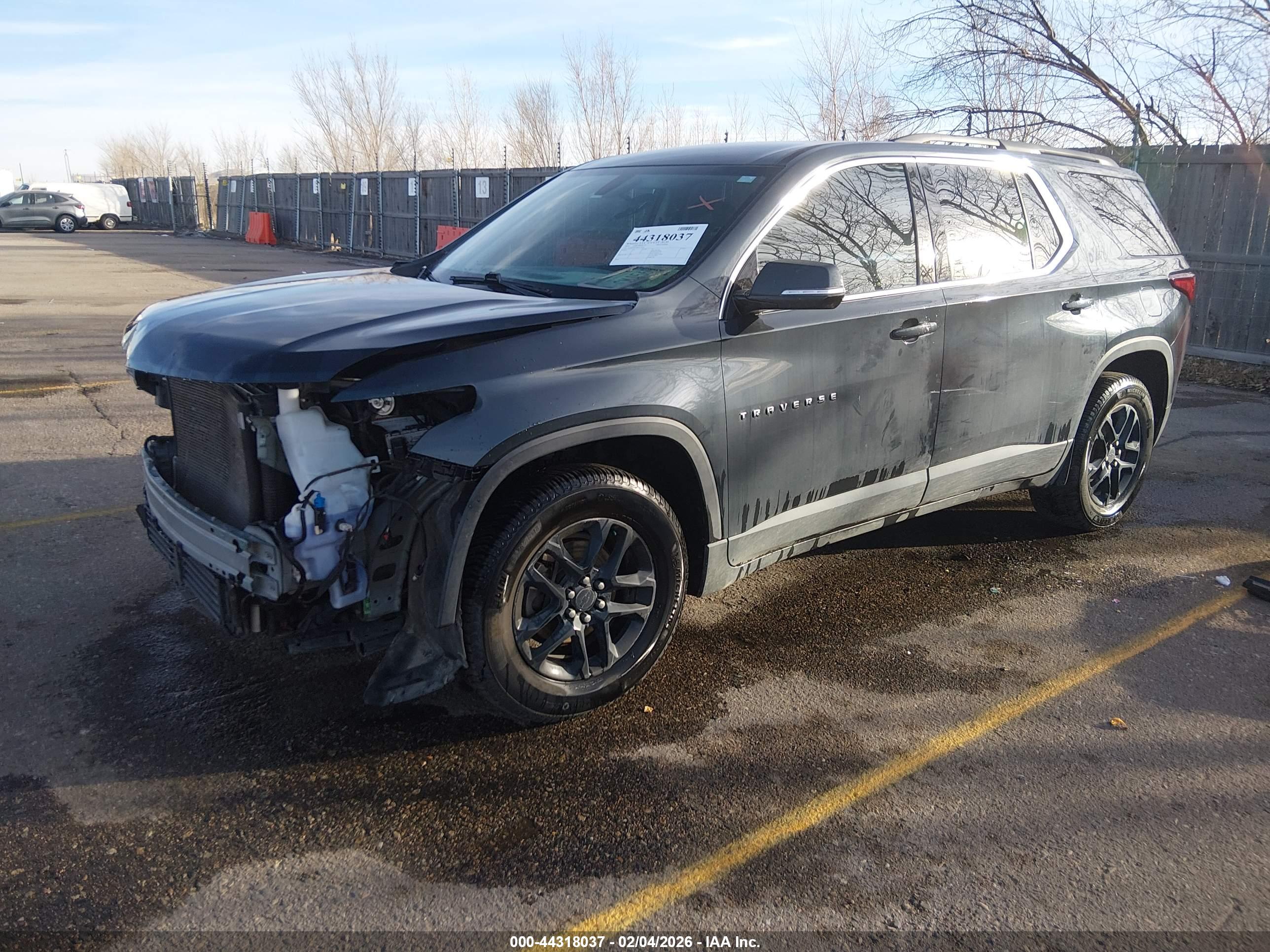 CHEVROLET TRAVERSE image 2