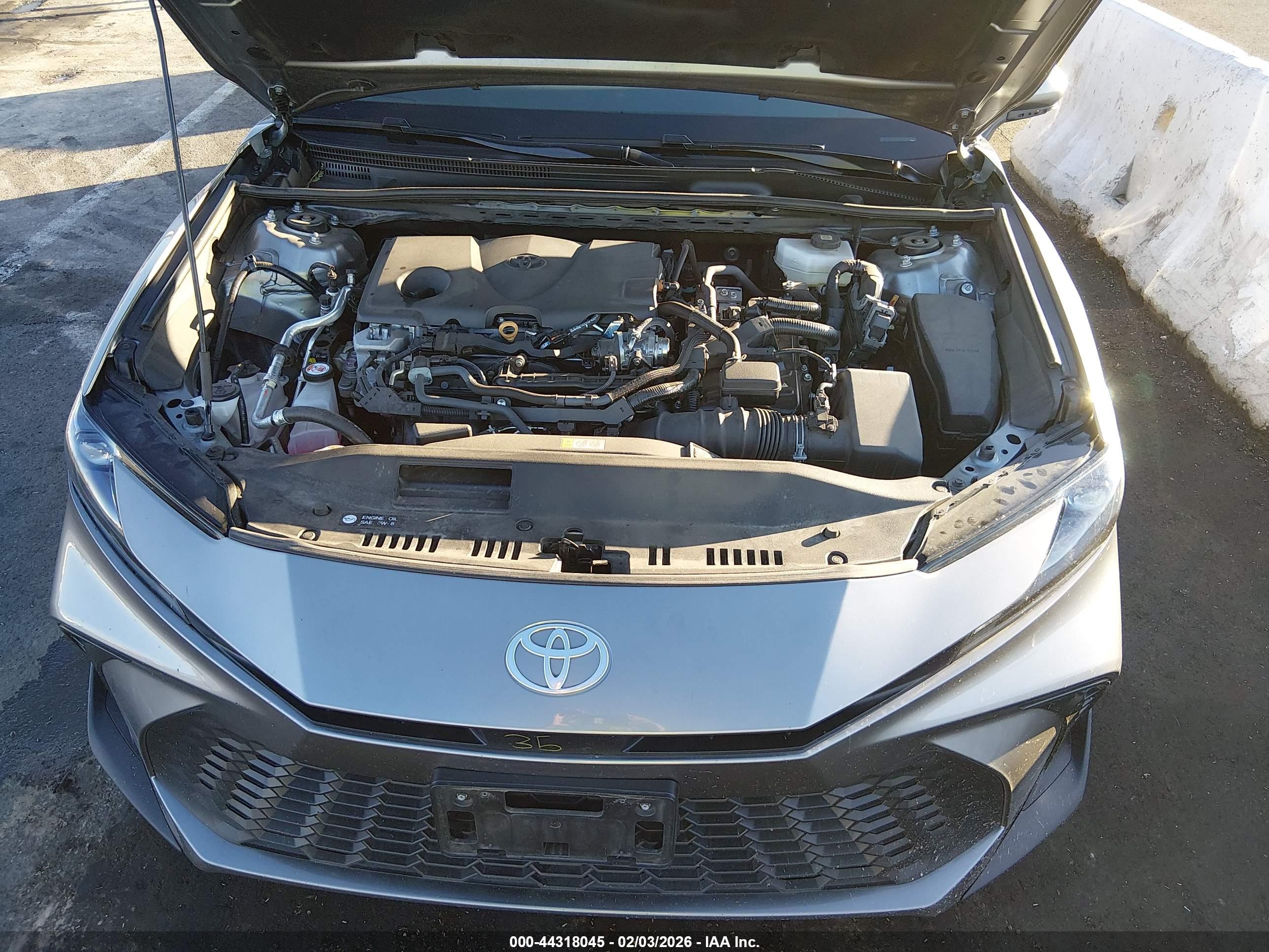 TOYOTA CAMRY image 10