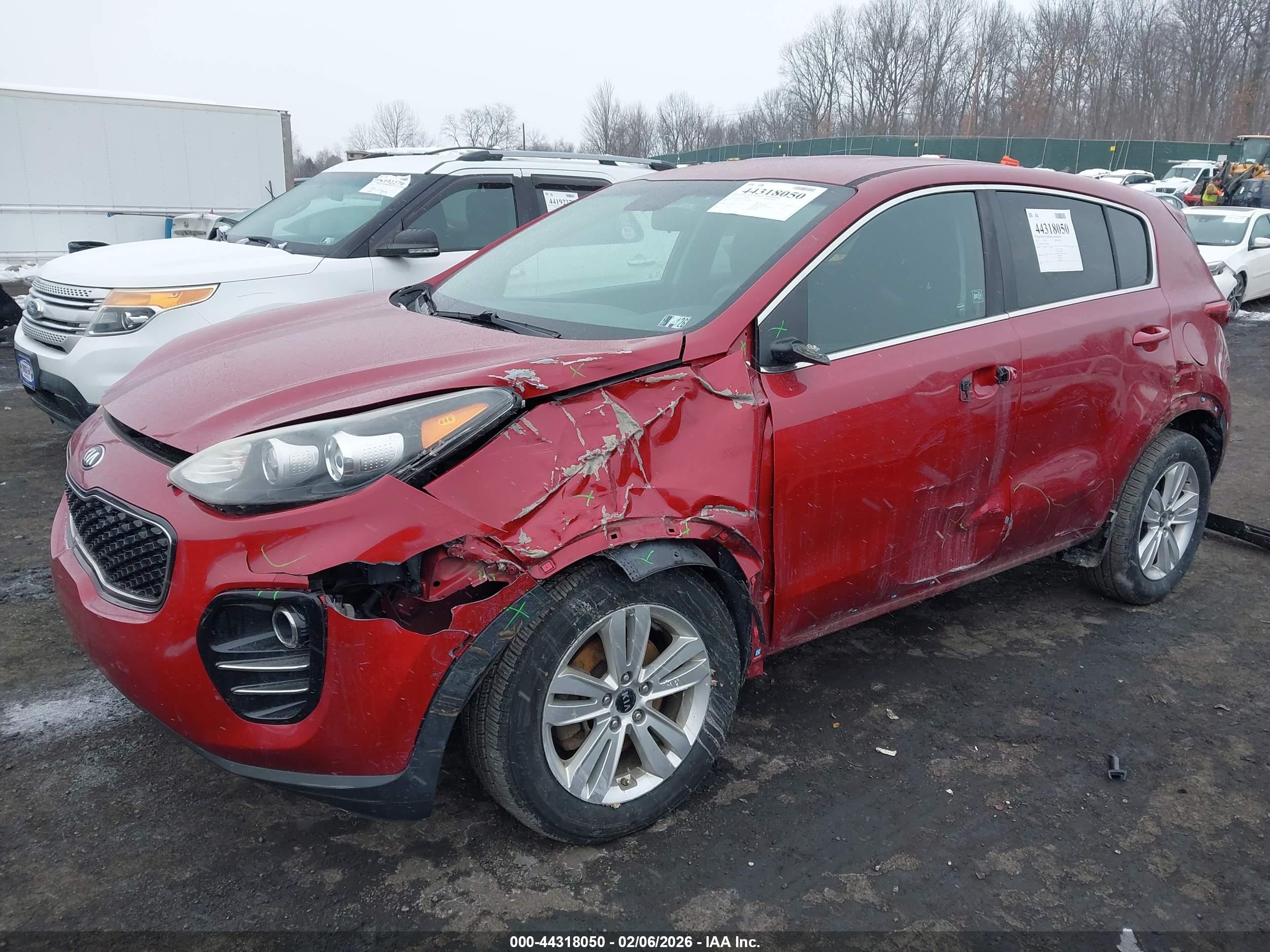 KIA SPORTAGE image 2