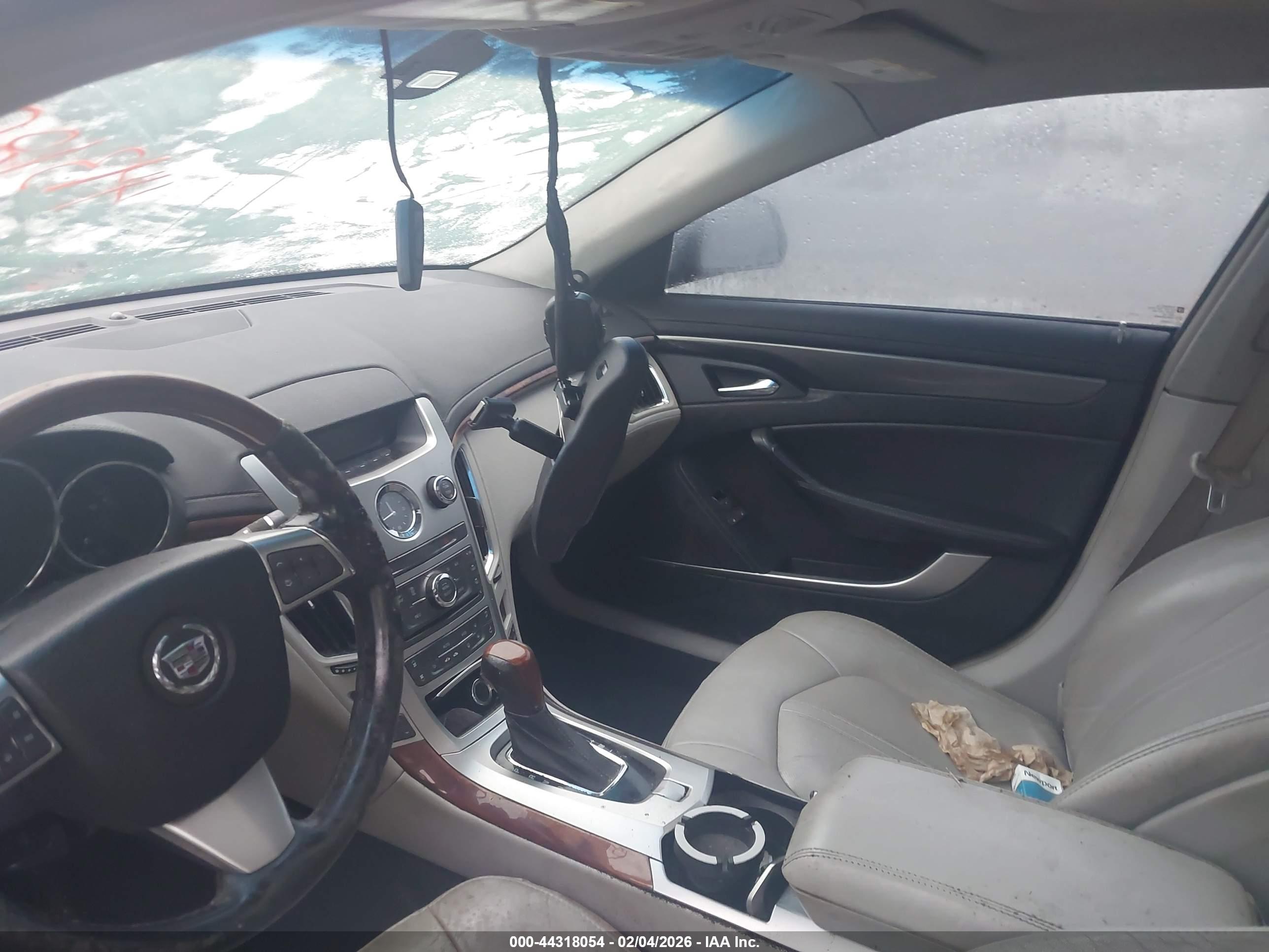 CADILLAC CTS image 5