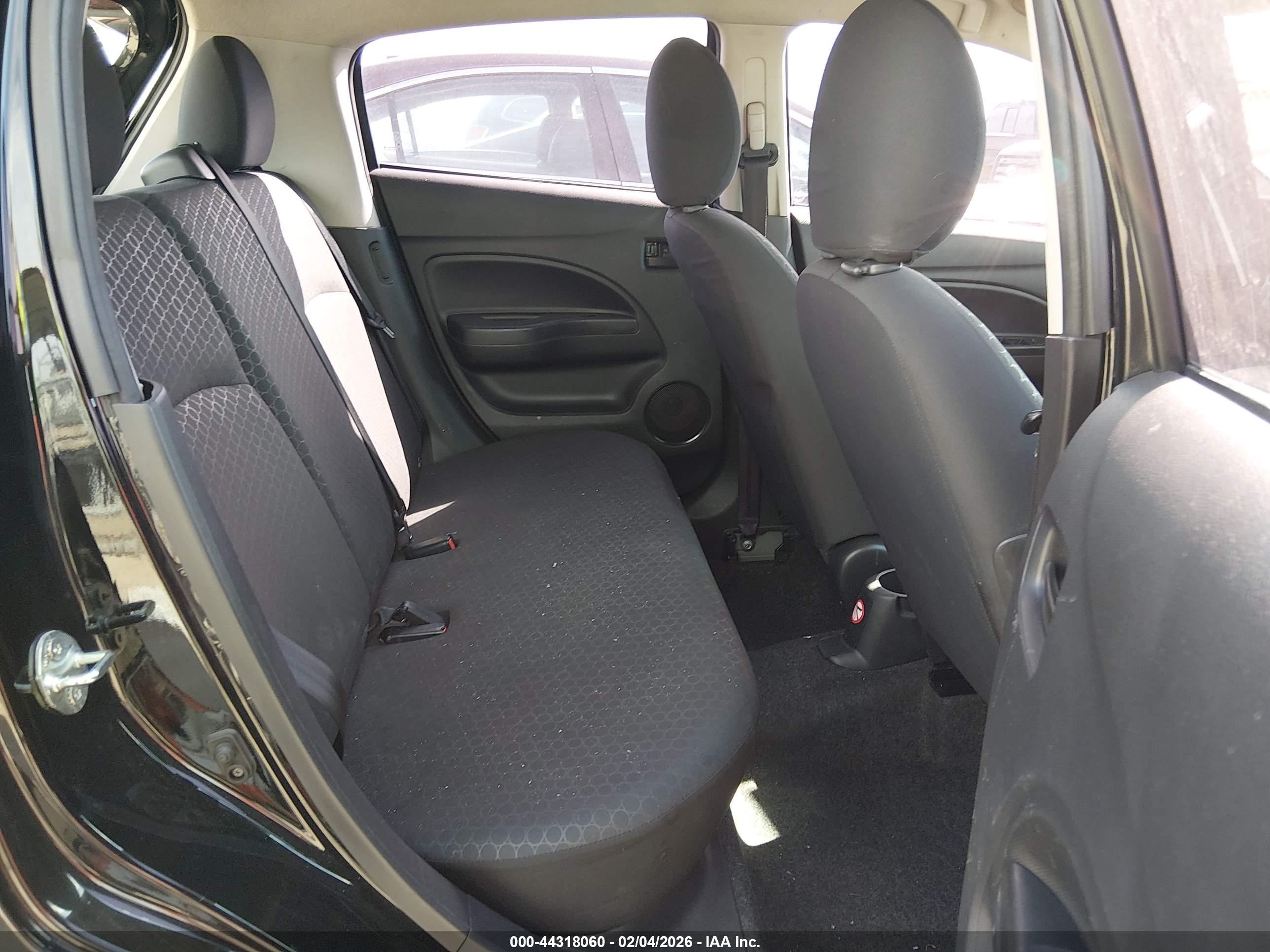 MITSUBISHI MIRAGE image 8