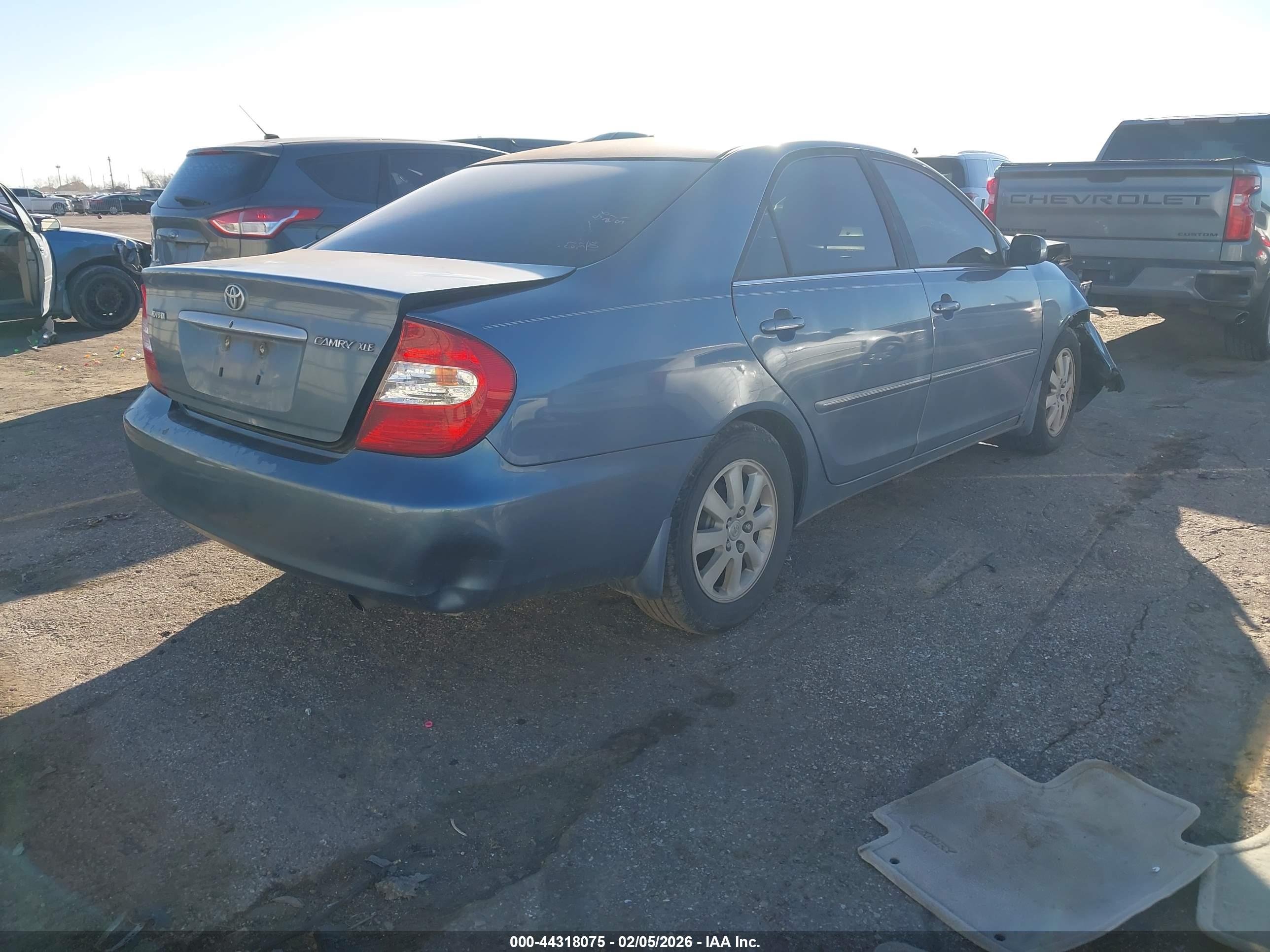TOYOTA CAMRY image 4