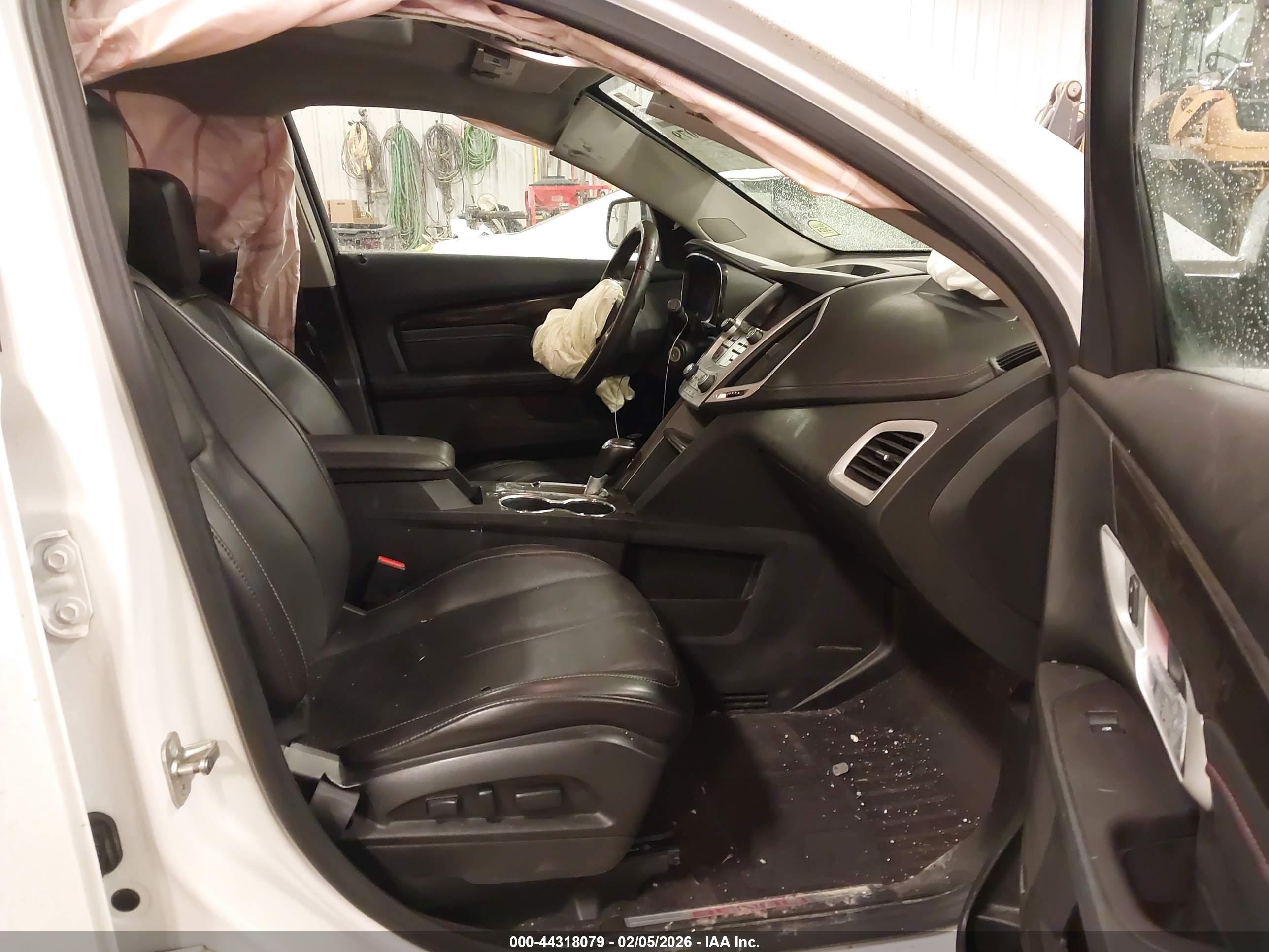 GMC TERRAIN image 5