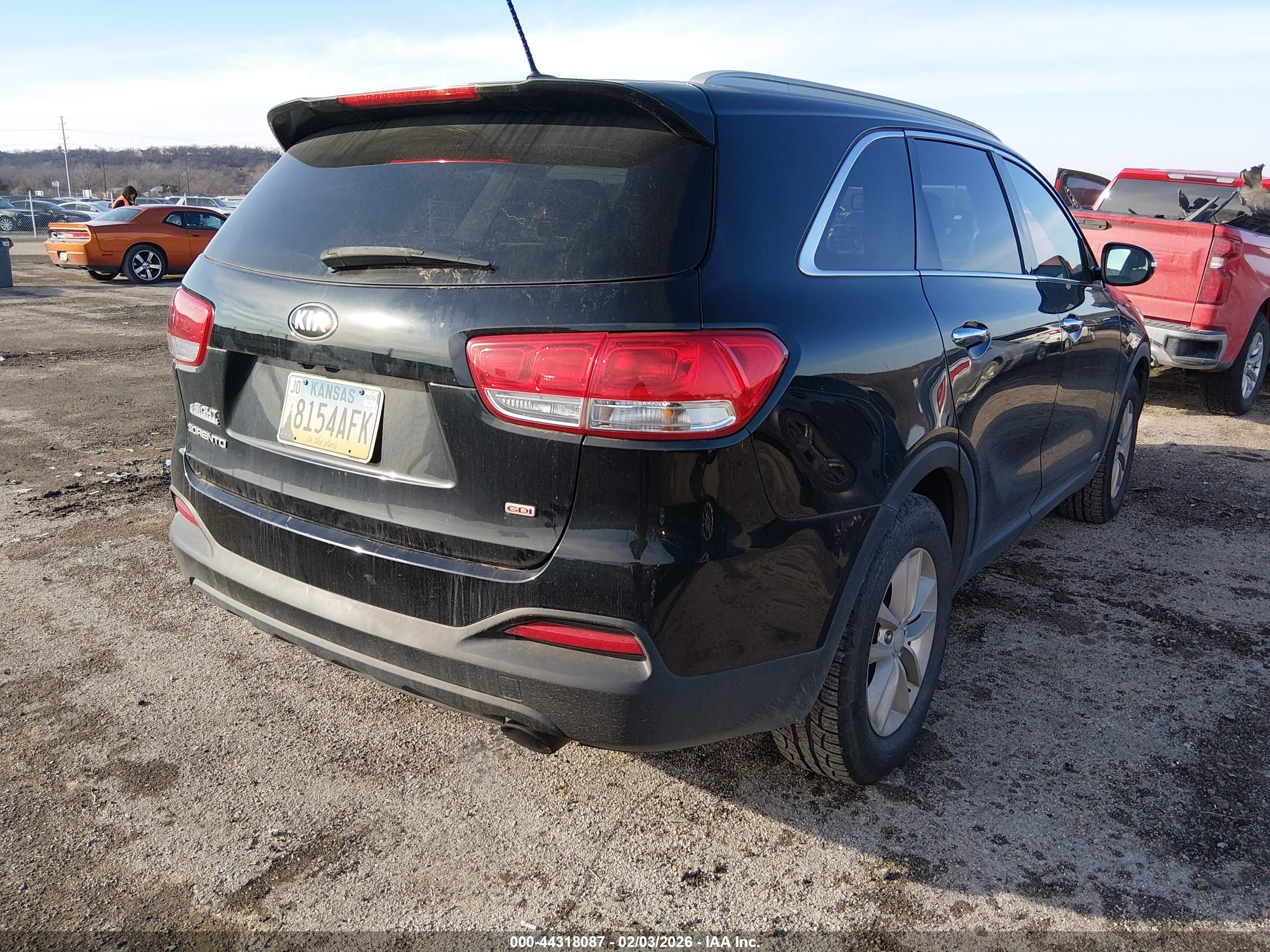 KIA SORENTO image 4