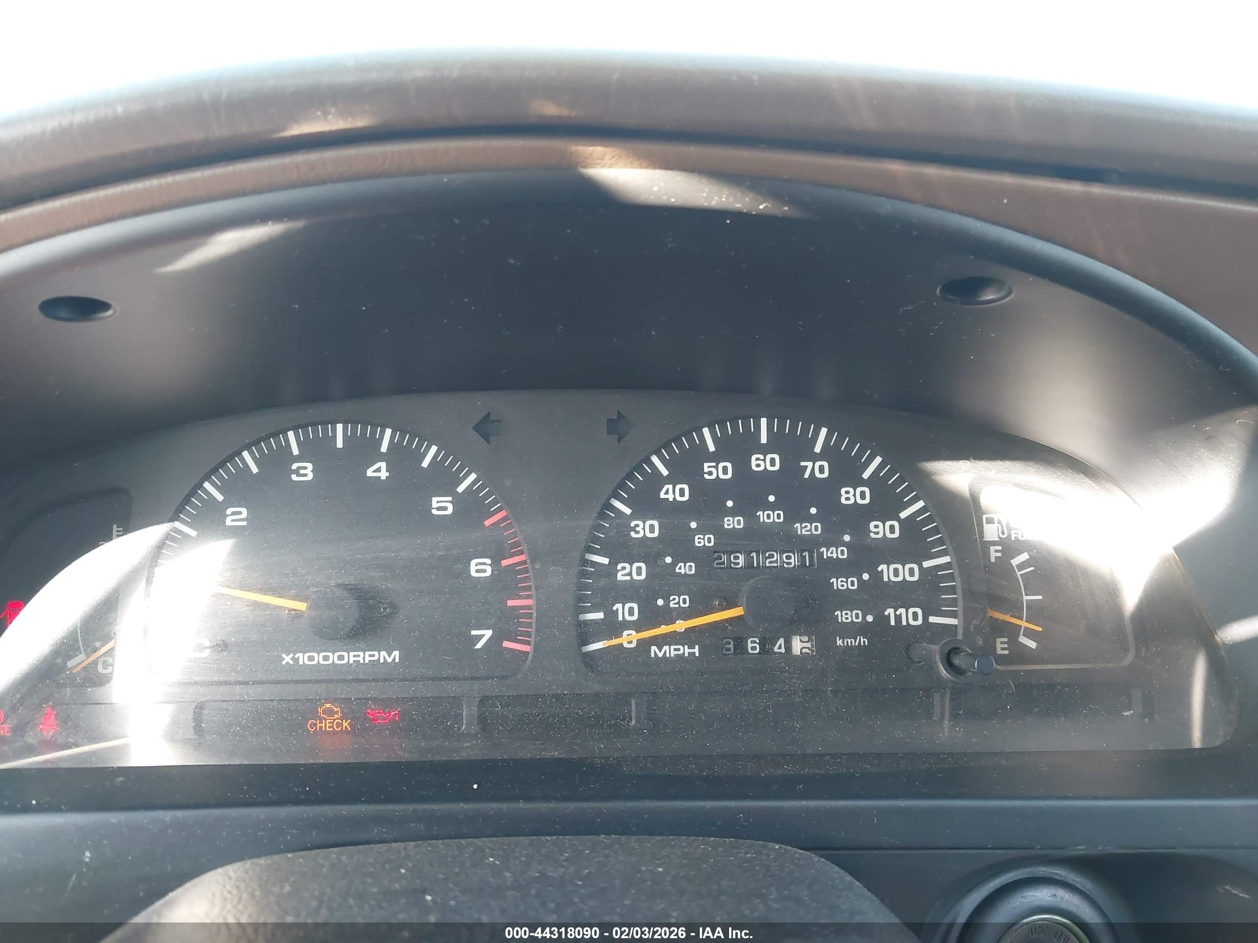 TOYOTA 4RUNNER image 7