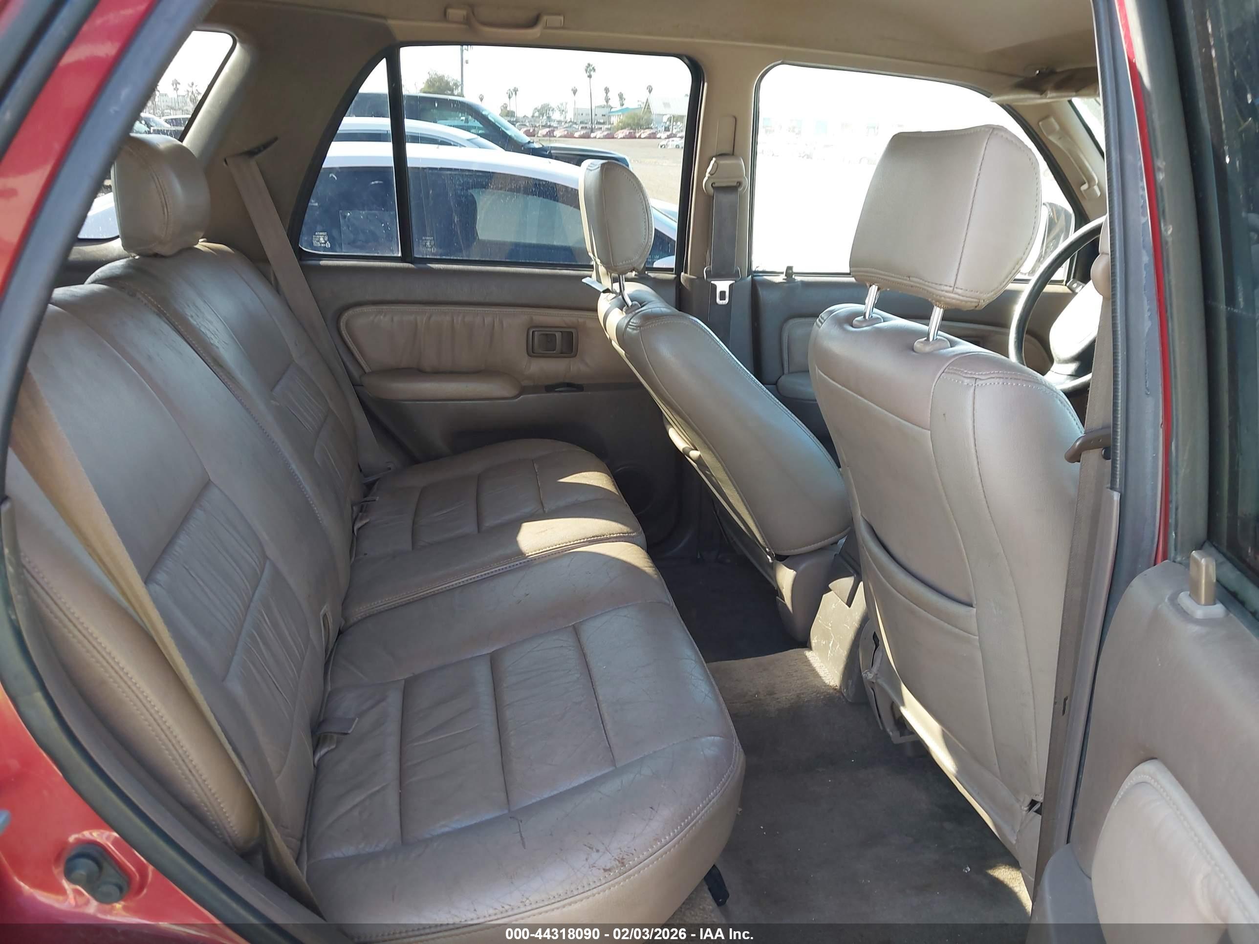 TOYOTA 4RUNNER image 8