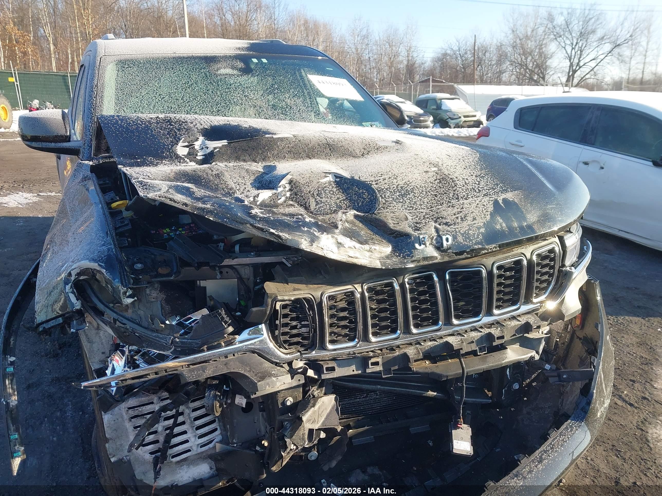 JEEP GRAND image 6