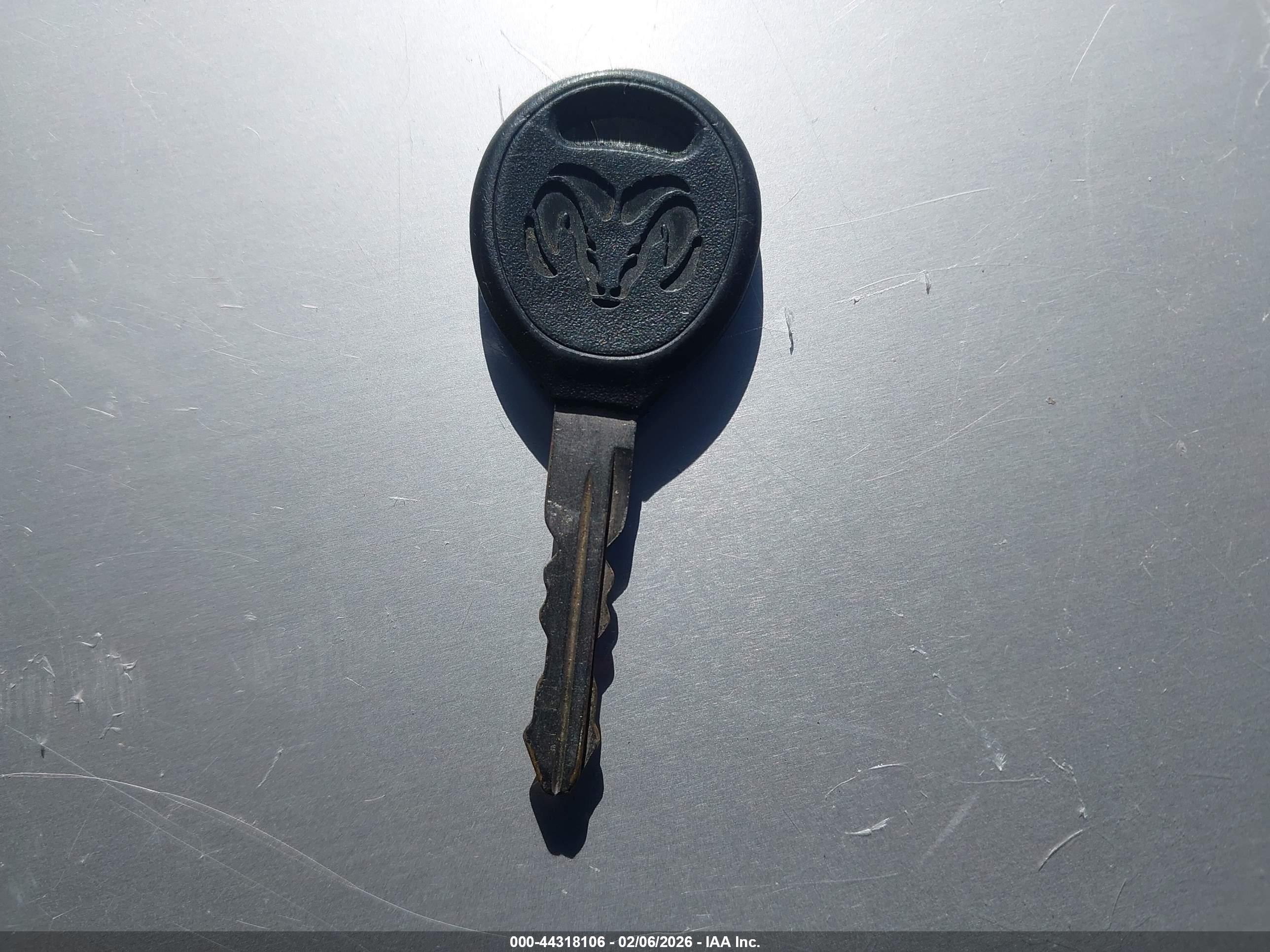 DODGE RAM image 11
