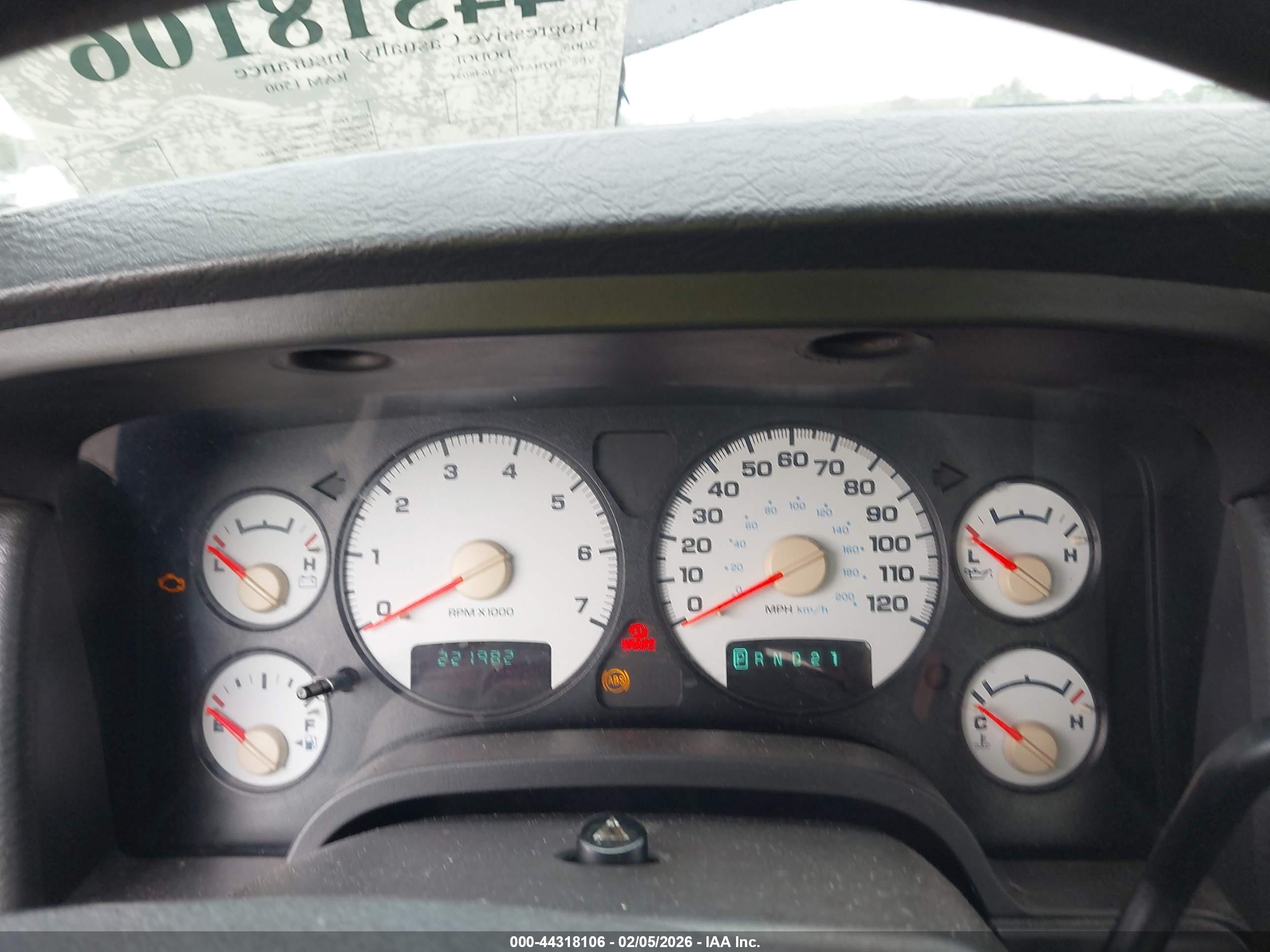 DODGE RAM image 7