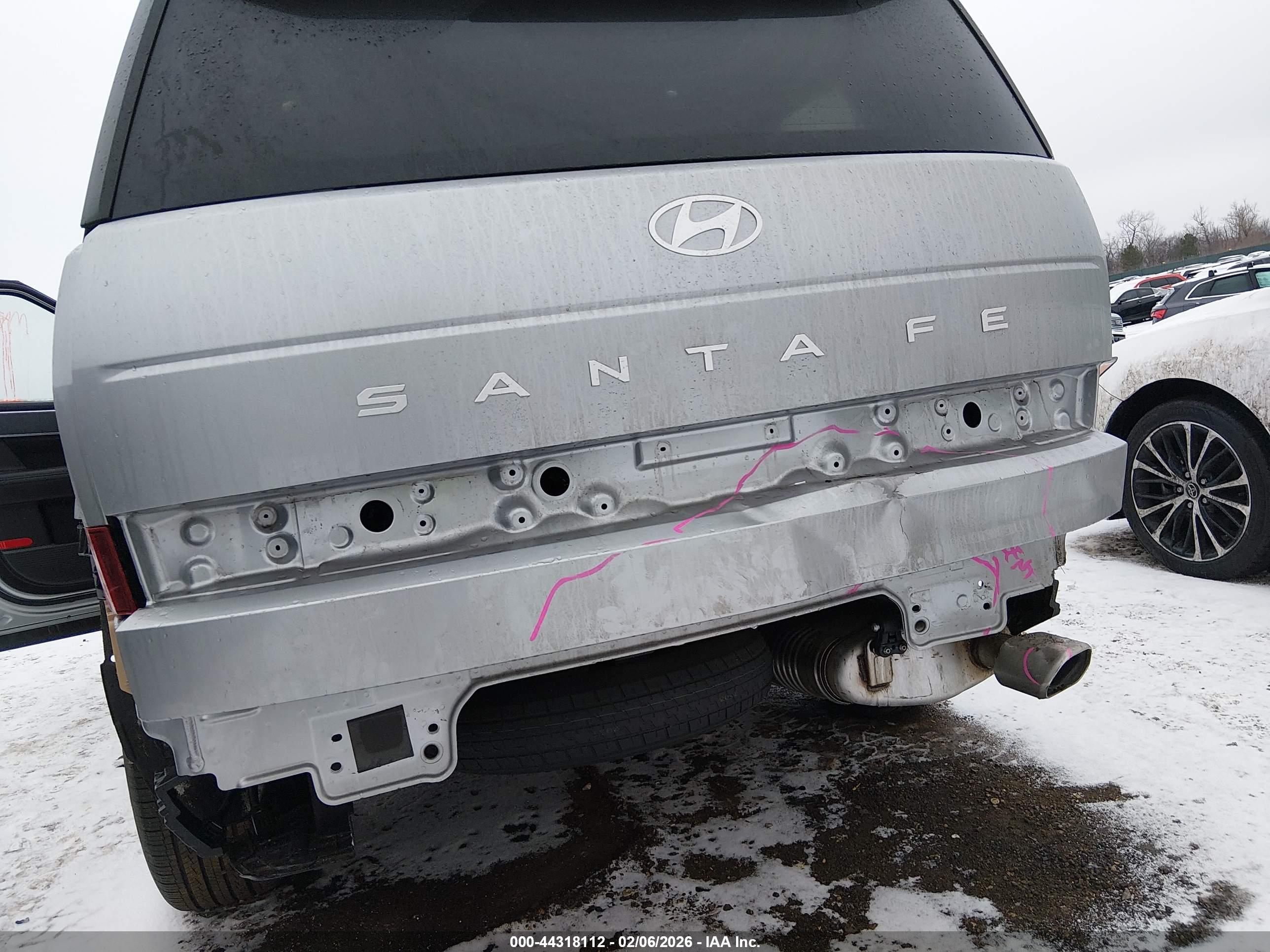 HYUNDAI SANTA image 6