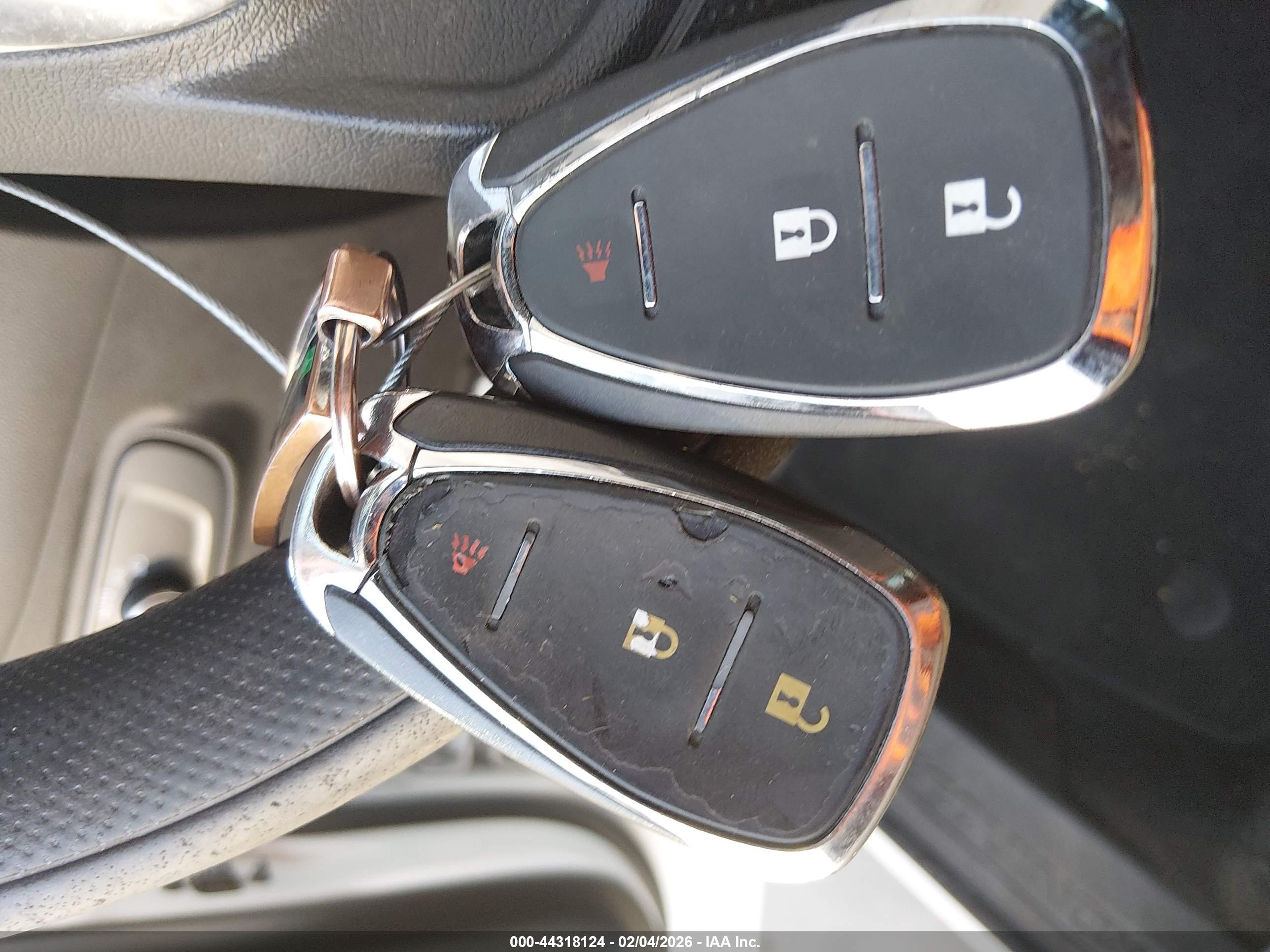 CHEVROLET EQUINOX image 11