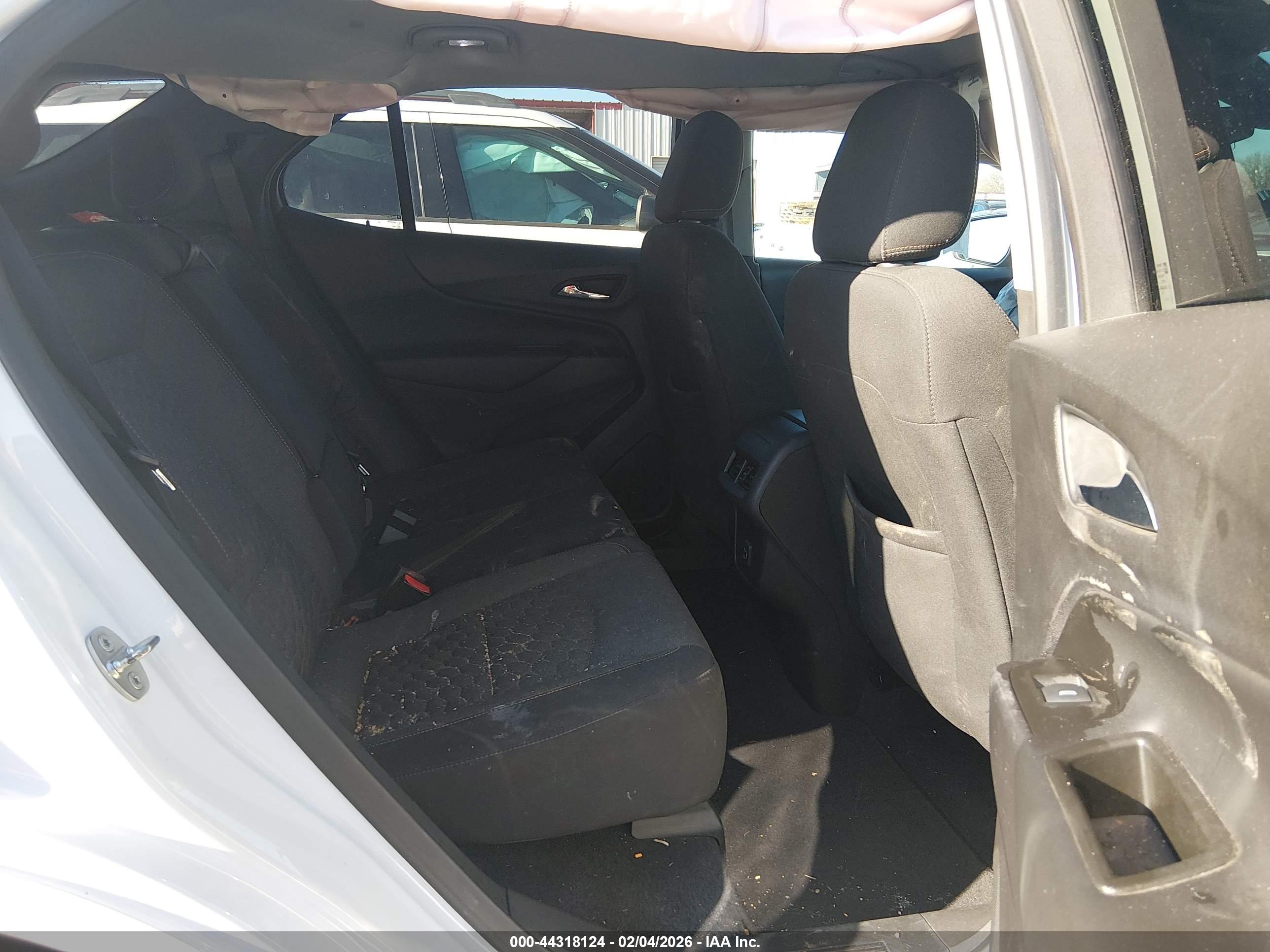 CHEVROLET EQUINOX image 8