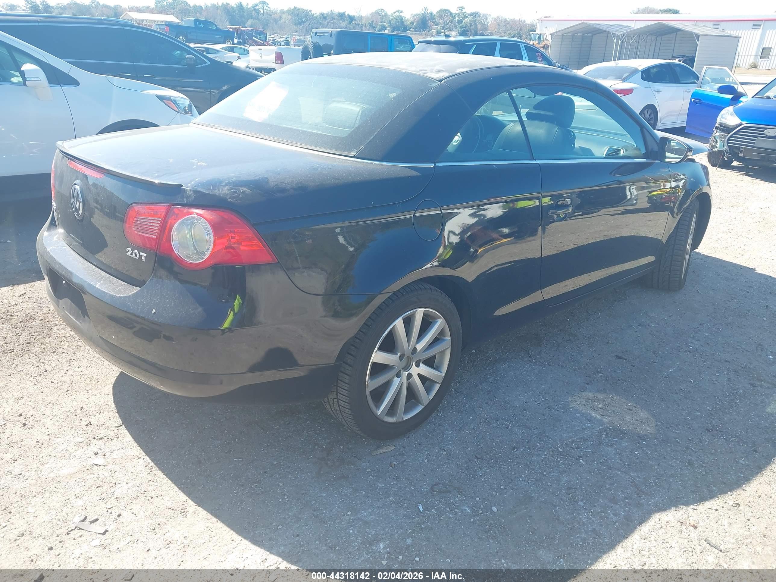VOLKSWAGEN EOS image 4