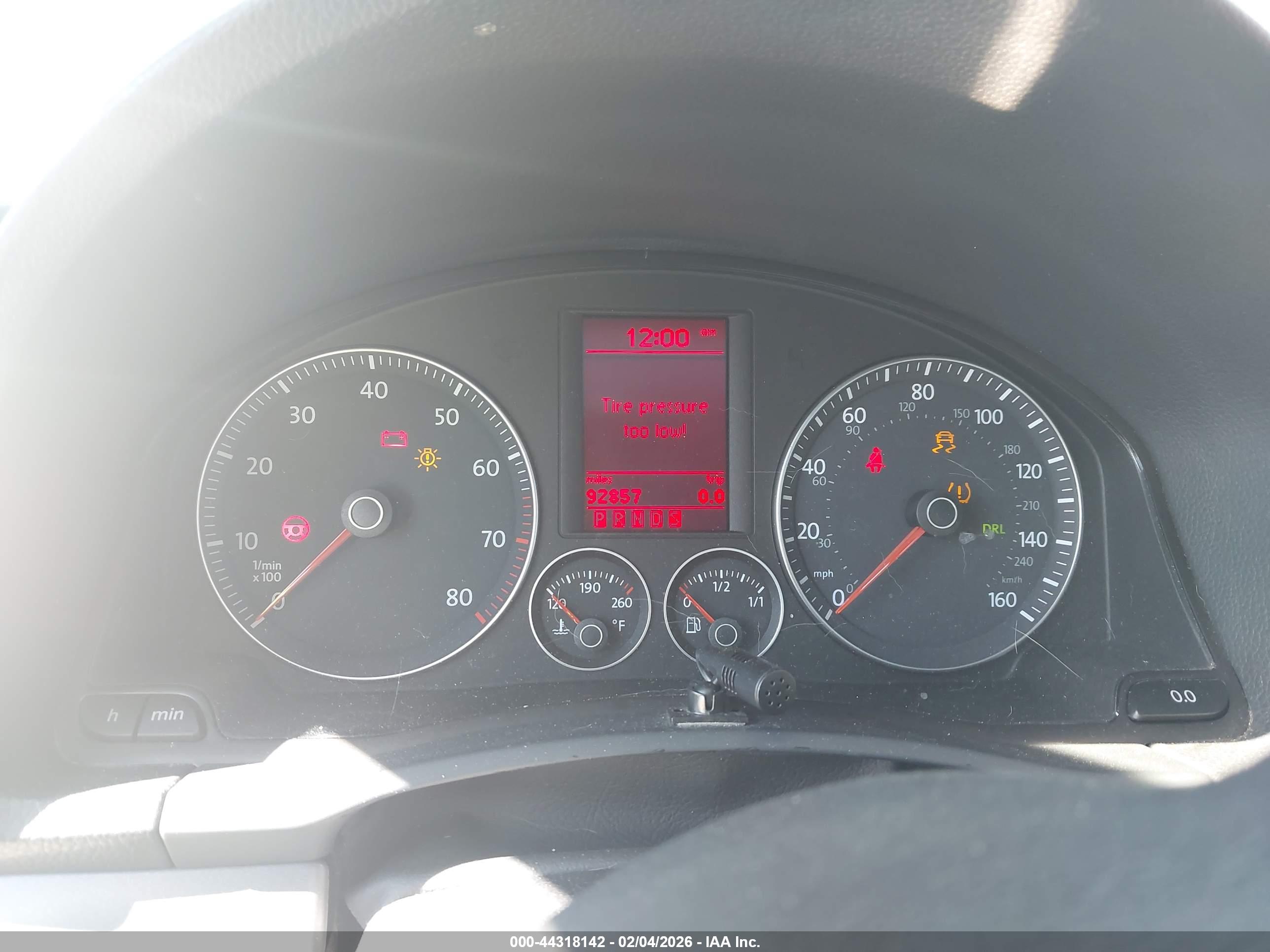 VOLKSWAGEN EOS image 7