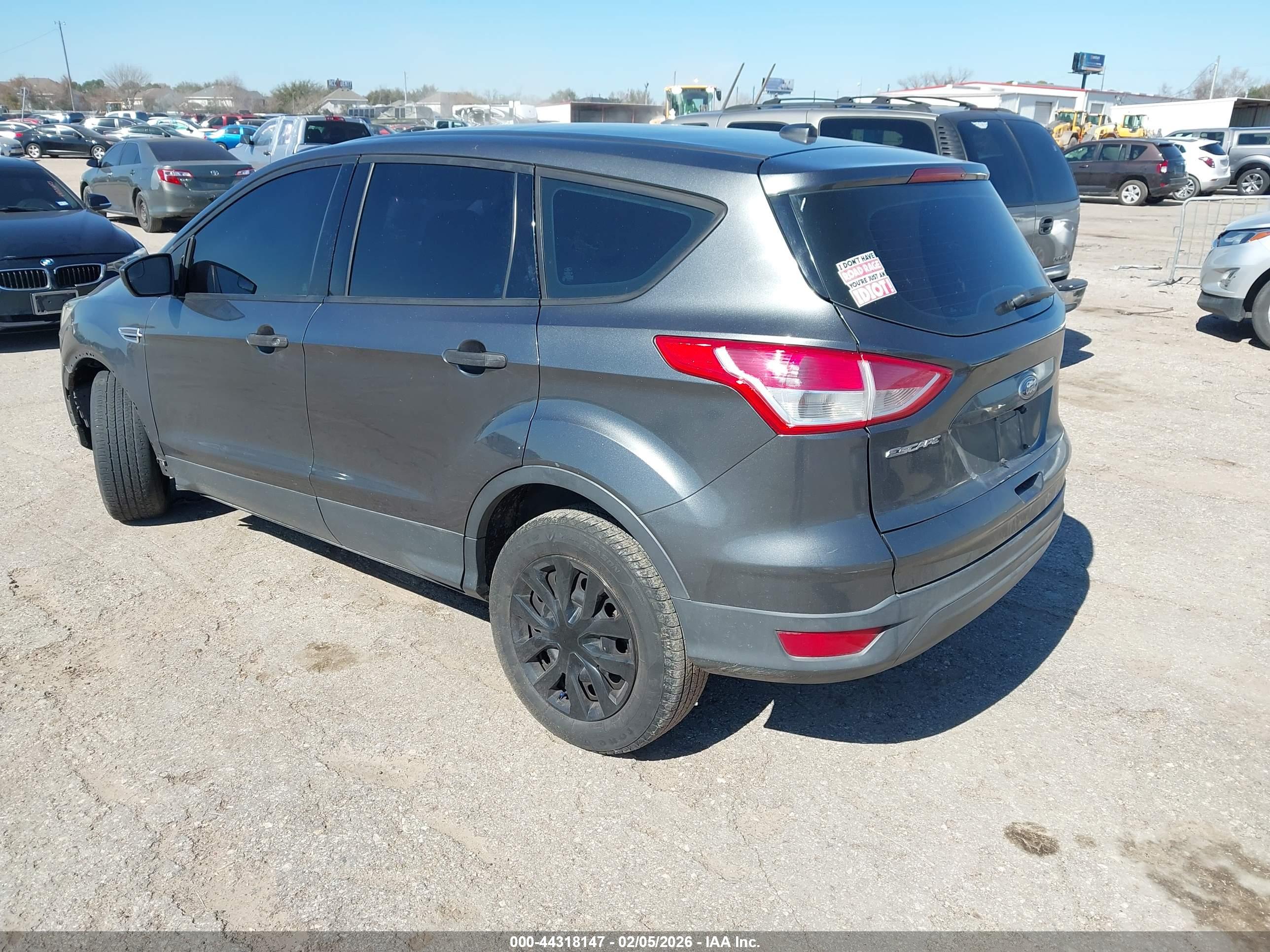 FORD ESCAPE image 3