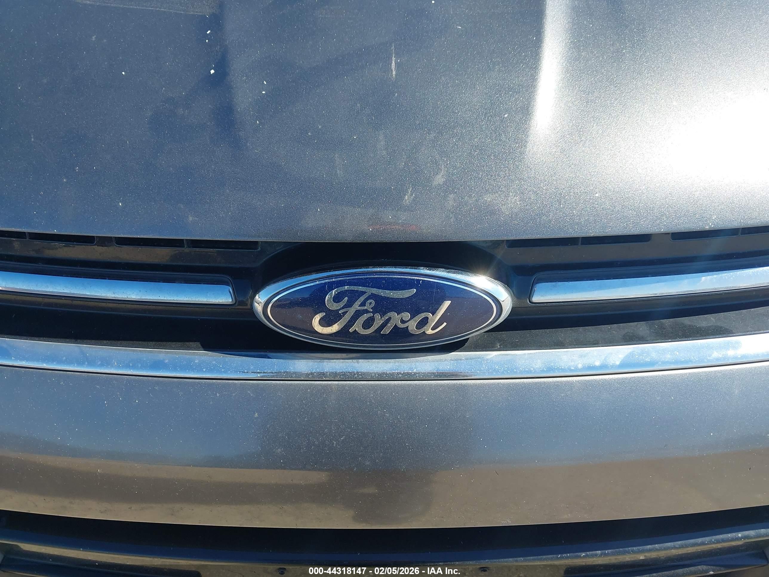 FORD ESCAPE image 6