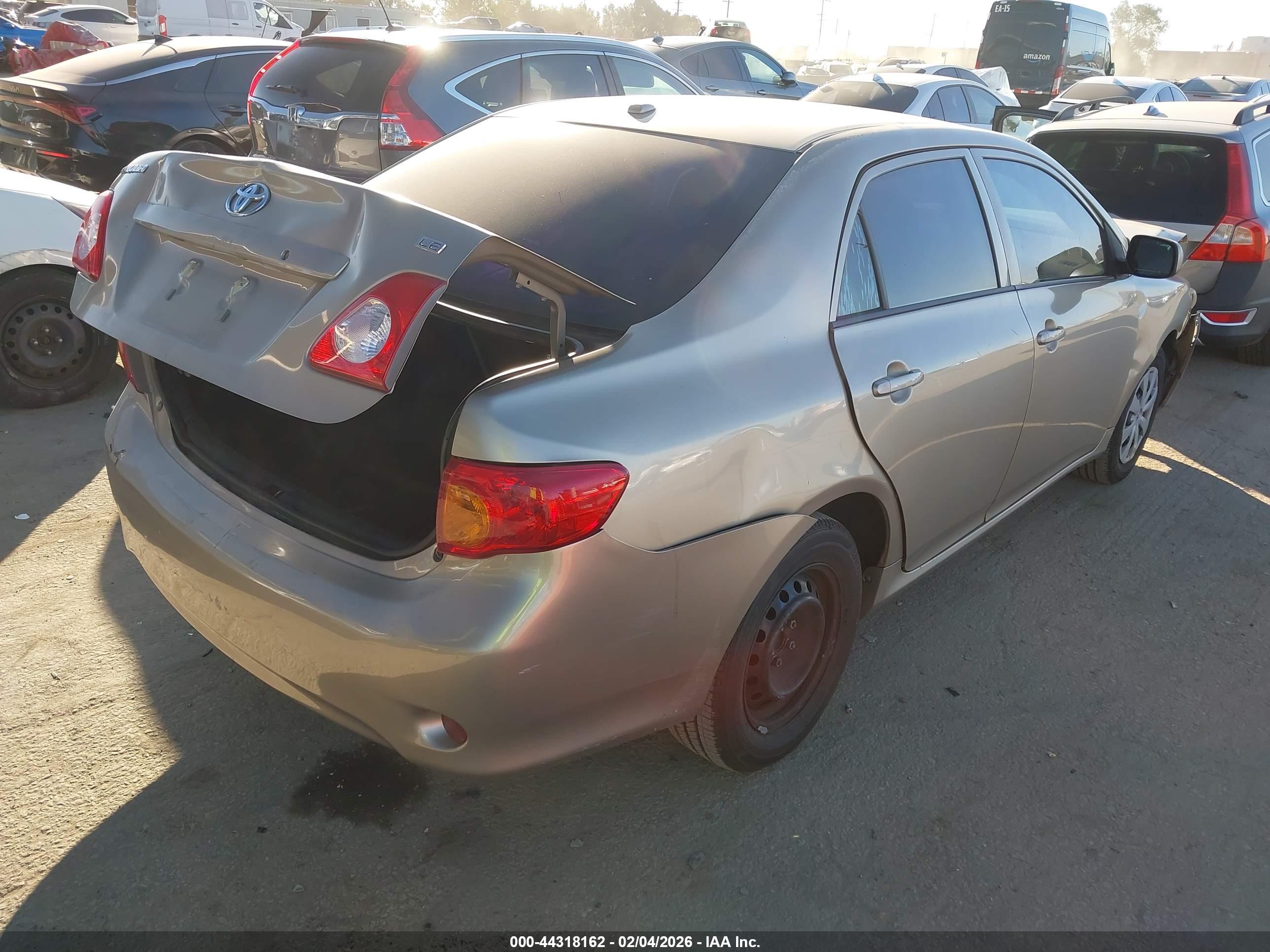 TOYOTA COROLLA image 4