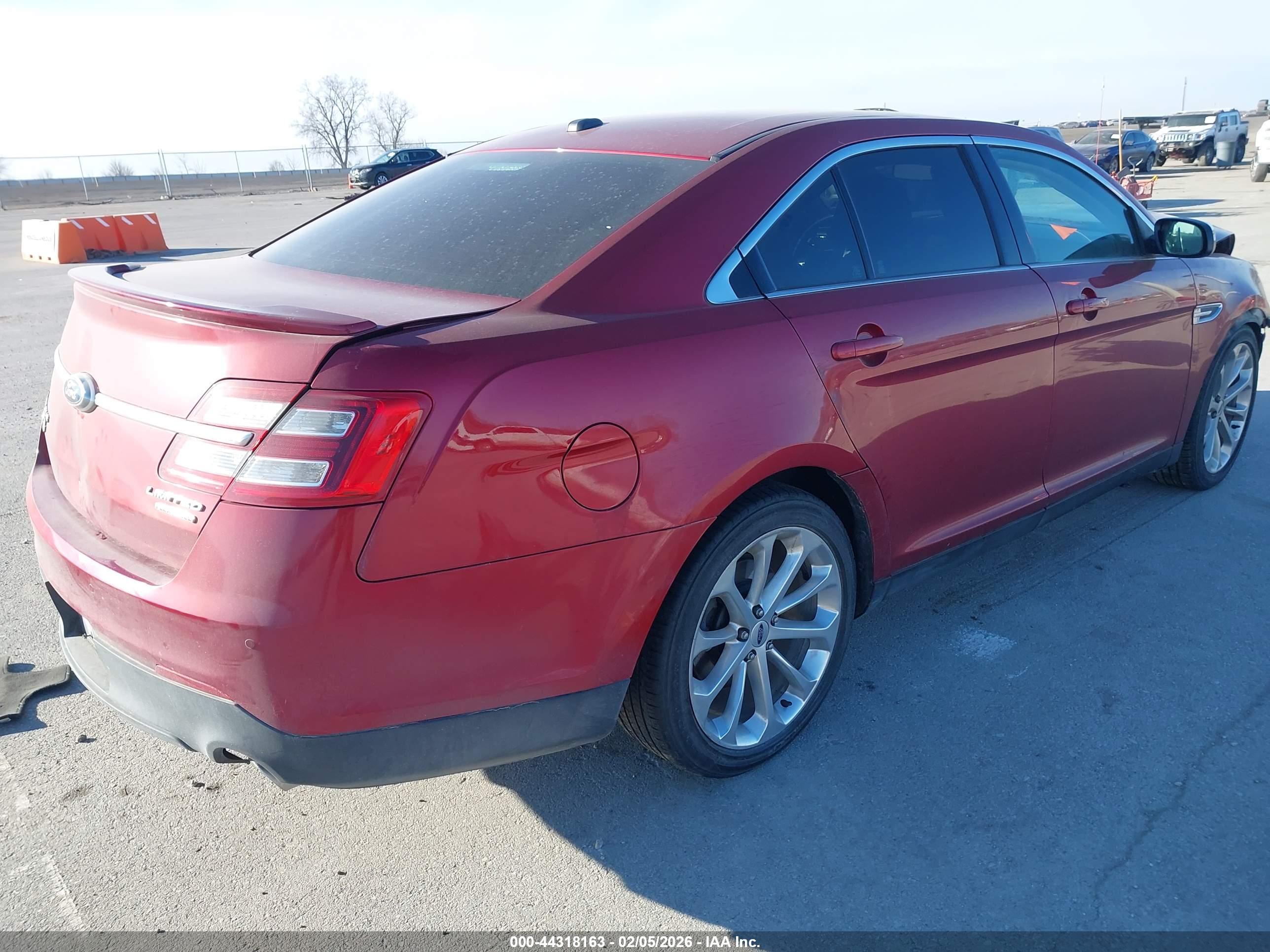 FORD TAURUS image 4