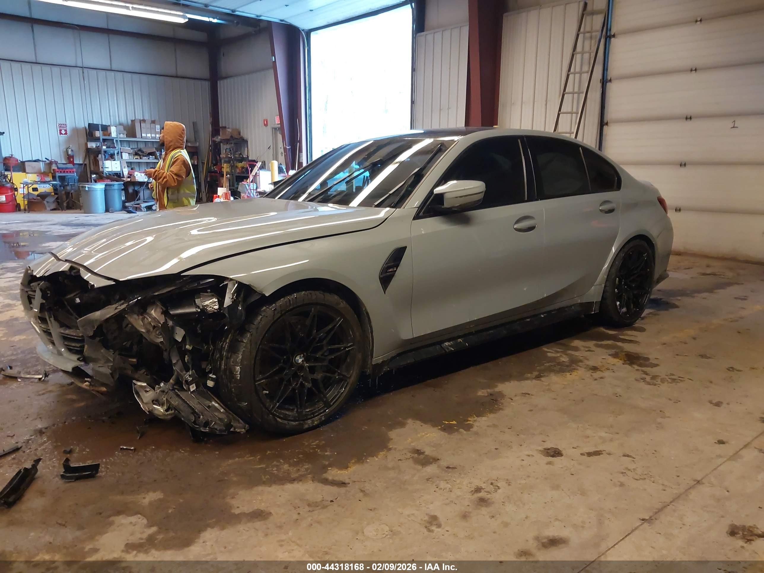 BMW M3 image 2