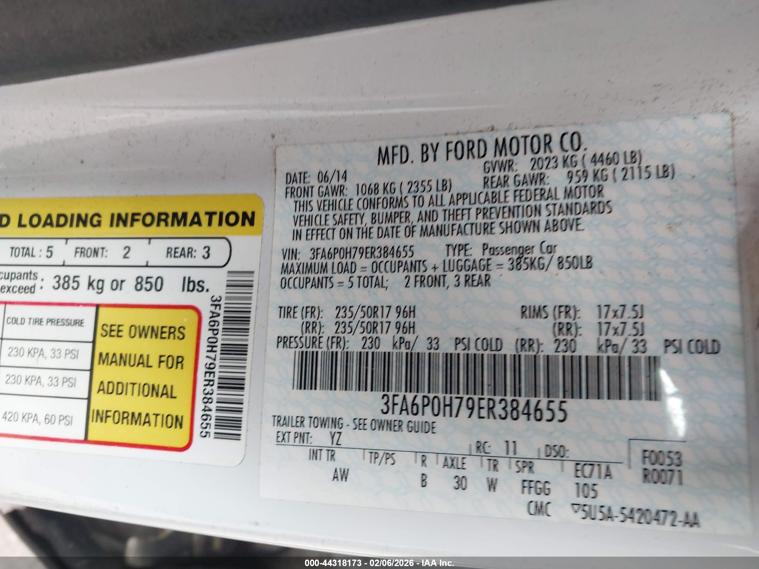 FORD FUSION image 9