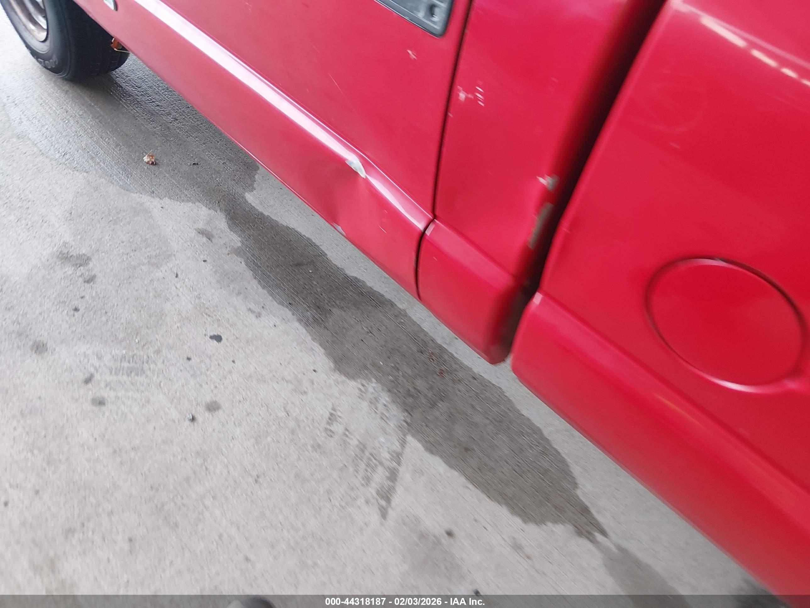 CHEVROLET S-10 image 6